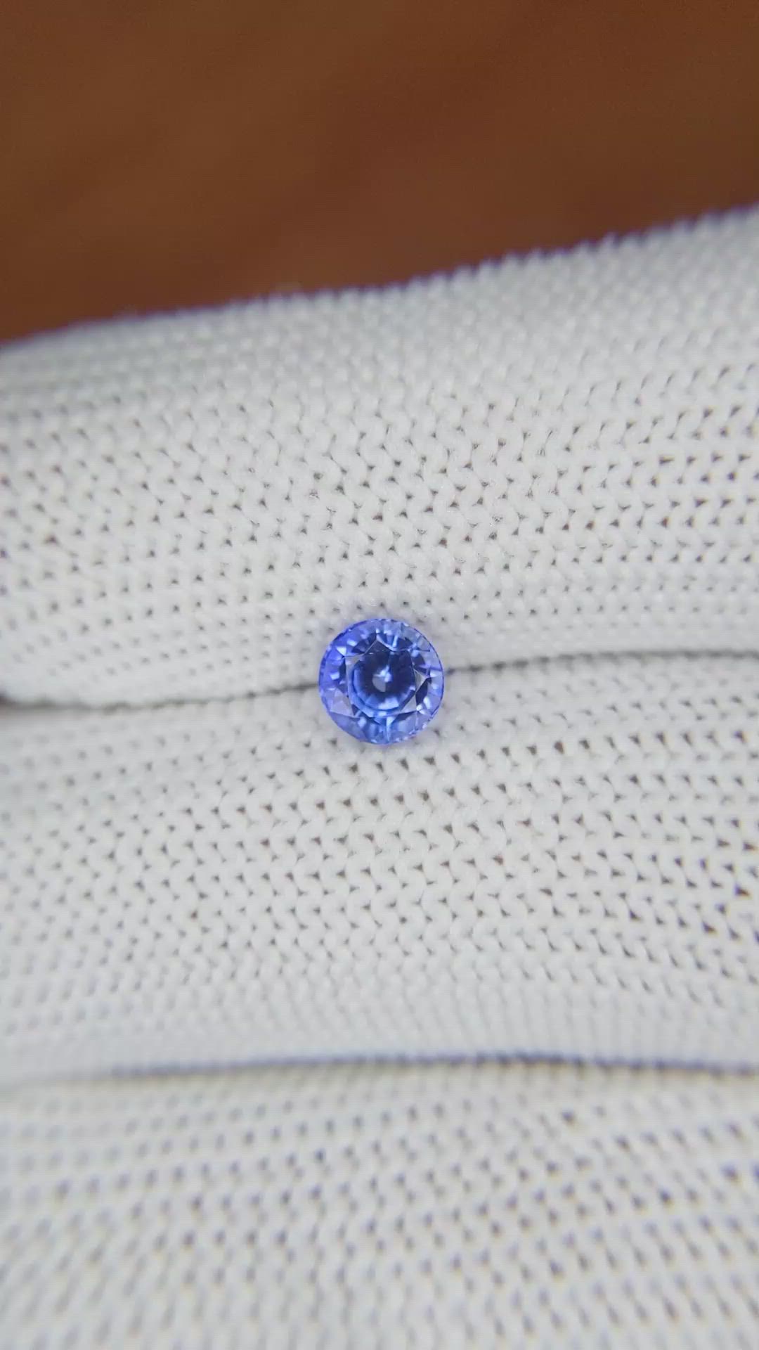0.83 Ct. Blue Sapphire from Ceylon (Sri Lanka) Size Video