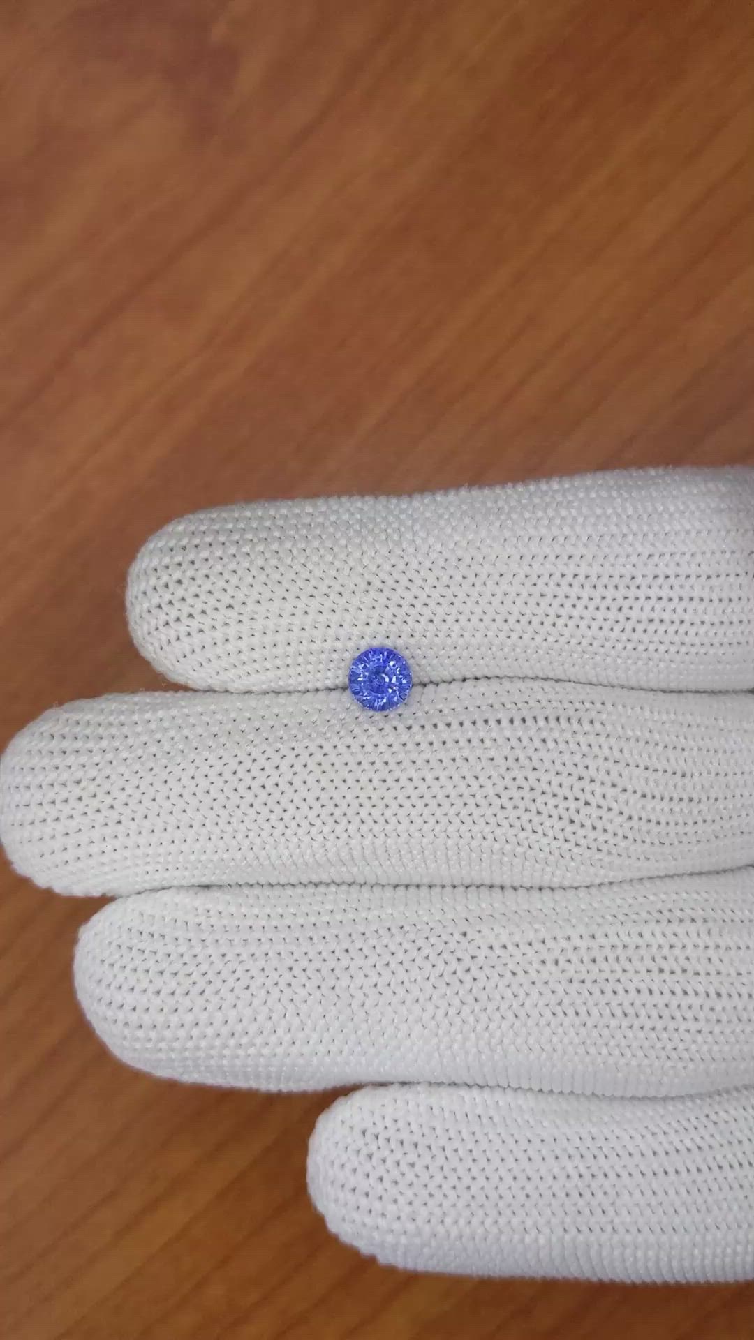 0.79 Ct. Blue Sapphire from Ceylon (Sri Lanka) Size Video