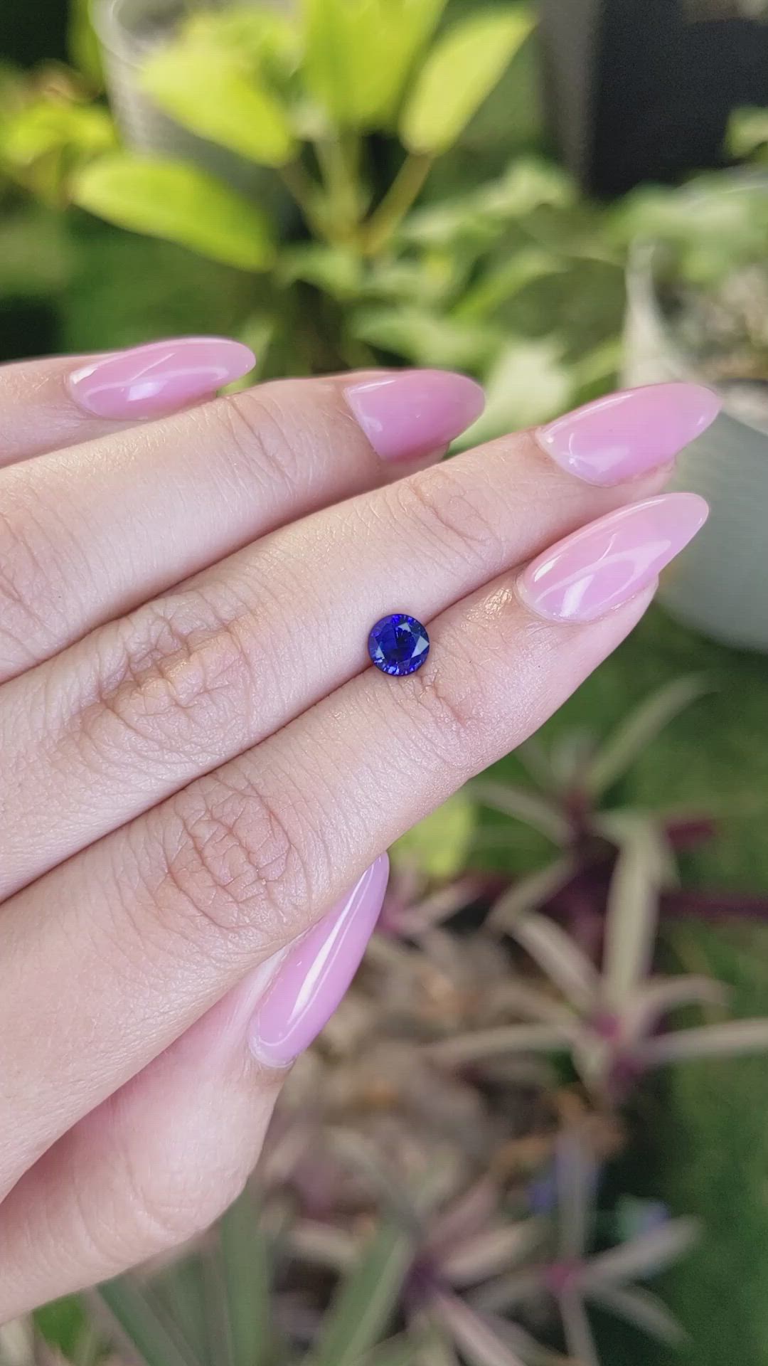 0.76 Ct. Blue Sapphire from Ceylon (Sri Lanka) Size Video
