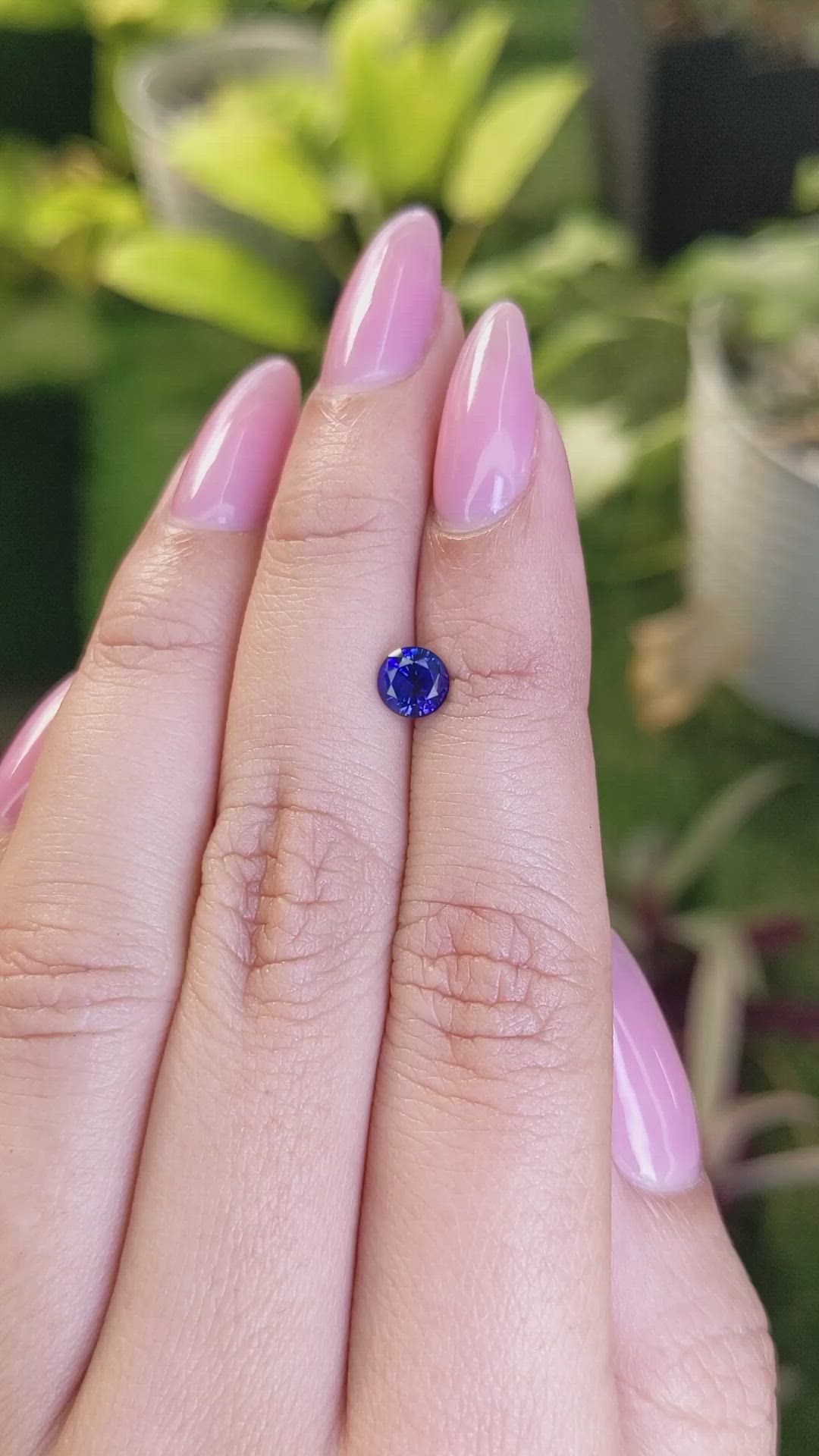 0.76 Ct. Blue Sapphire from Ceylon (Sri Lanka) Size Video
