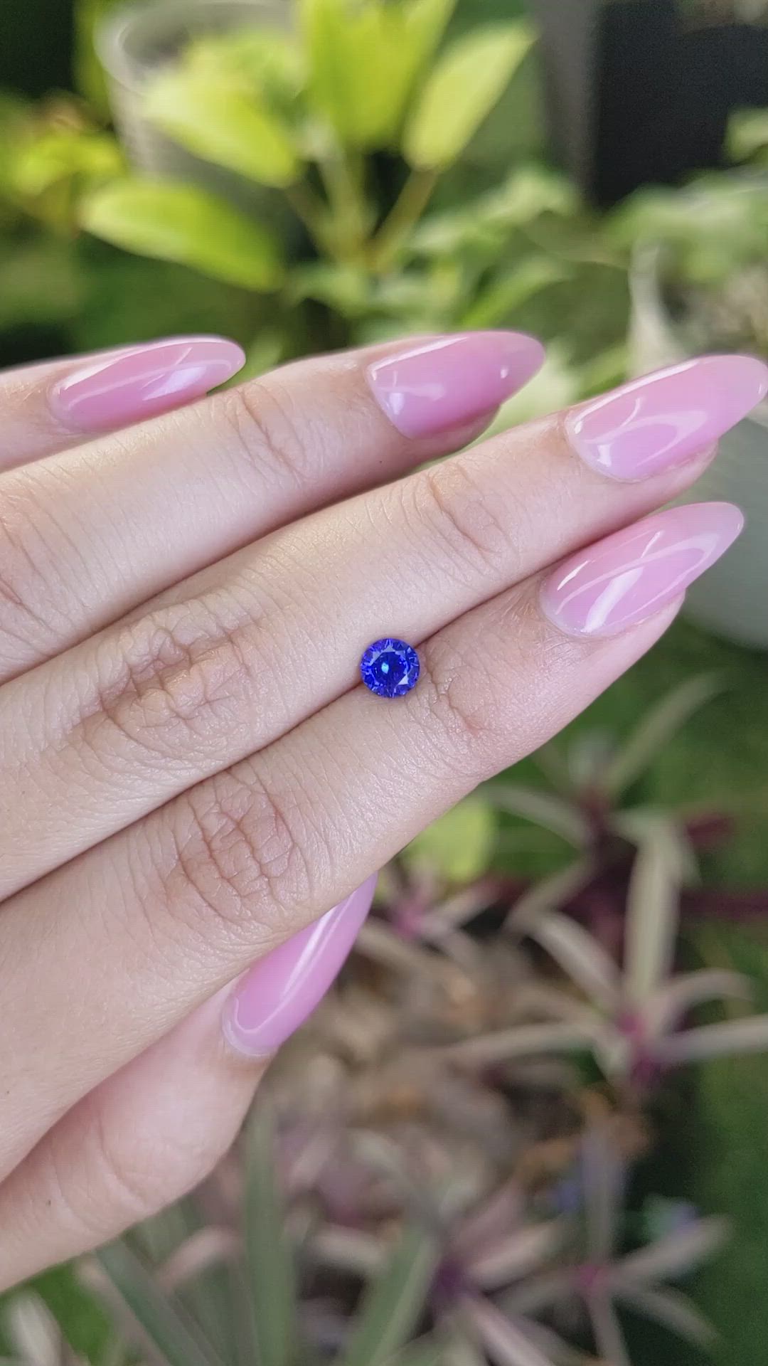0.65 Ct. Blue Sapphire from Ceylon (Sri Lanka) Size Video