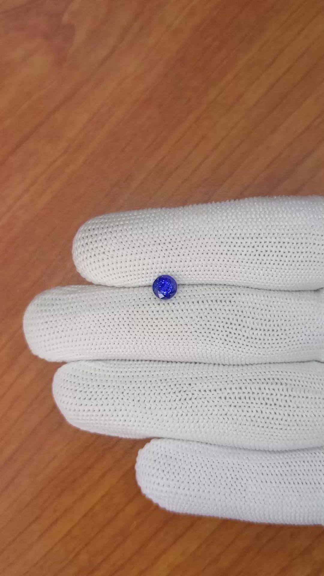0.84 Ct. Blue Sapphire from Ceylon (Sri Lanka) Size Video