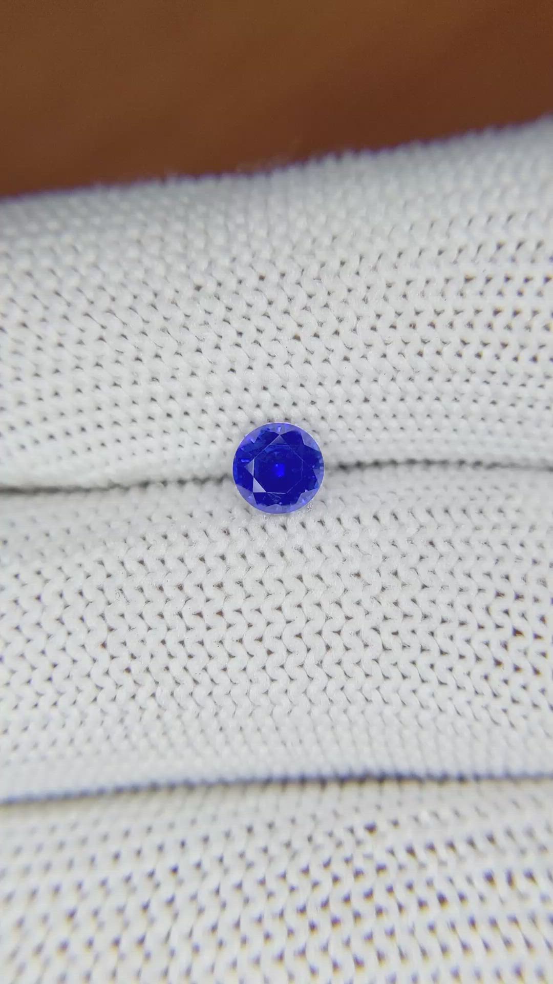 0.60 Ct. Blue Sapphire from Ceylon (Sri Lanka) Size Video