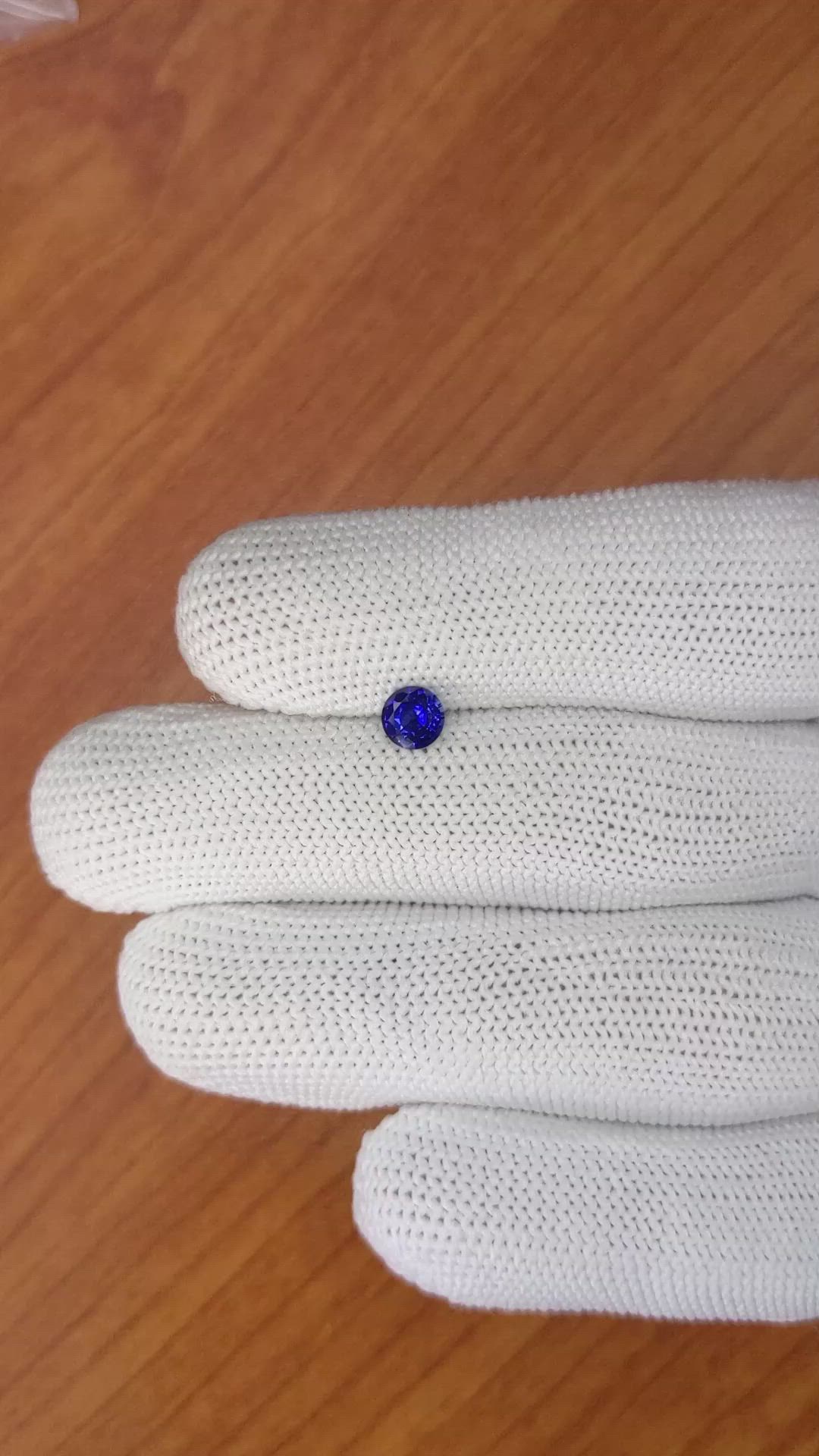 0.56 Ct. Blue Sapphire from Ceylon (Sri Lanka) Size Video