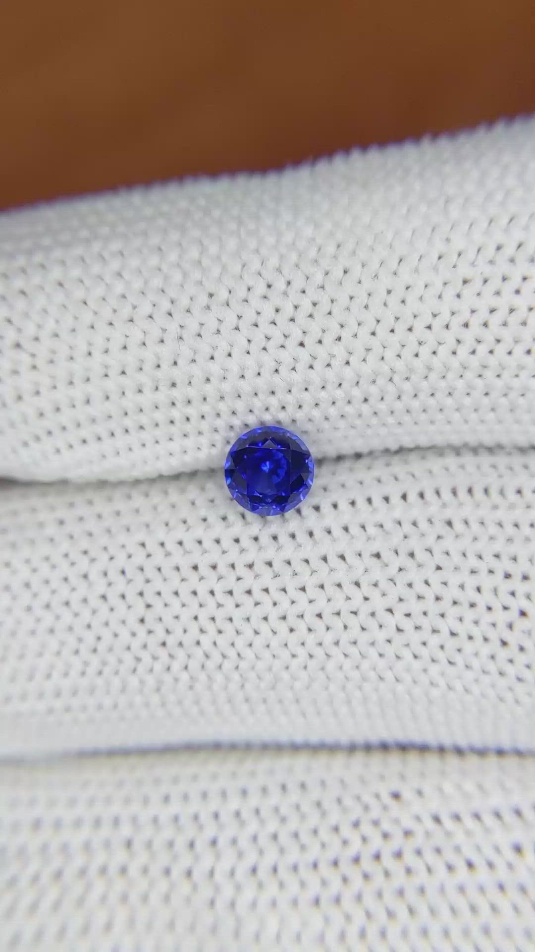0.78 Ct. Blue Sapphire from Ceylon (Sri Lanka) Size Video