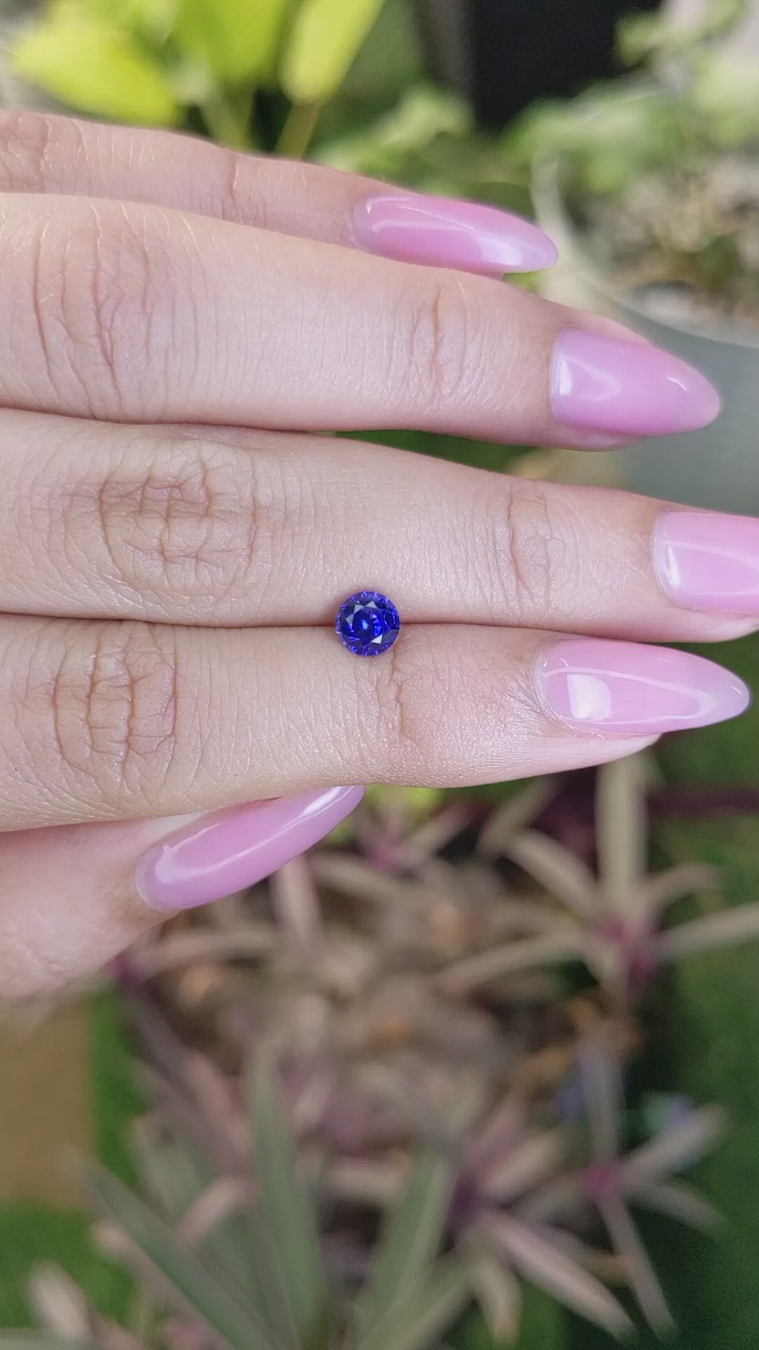 0.78 Ct. Blue Sapphire from Ceylon (Sri Lanka) Size Video
