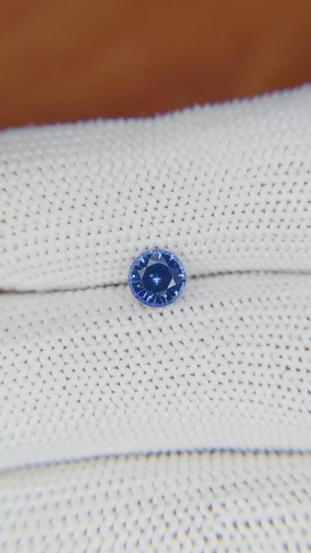 0.76 Ct. Blue Sapphire from Ceylon (Sri Lanka) Size Video