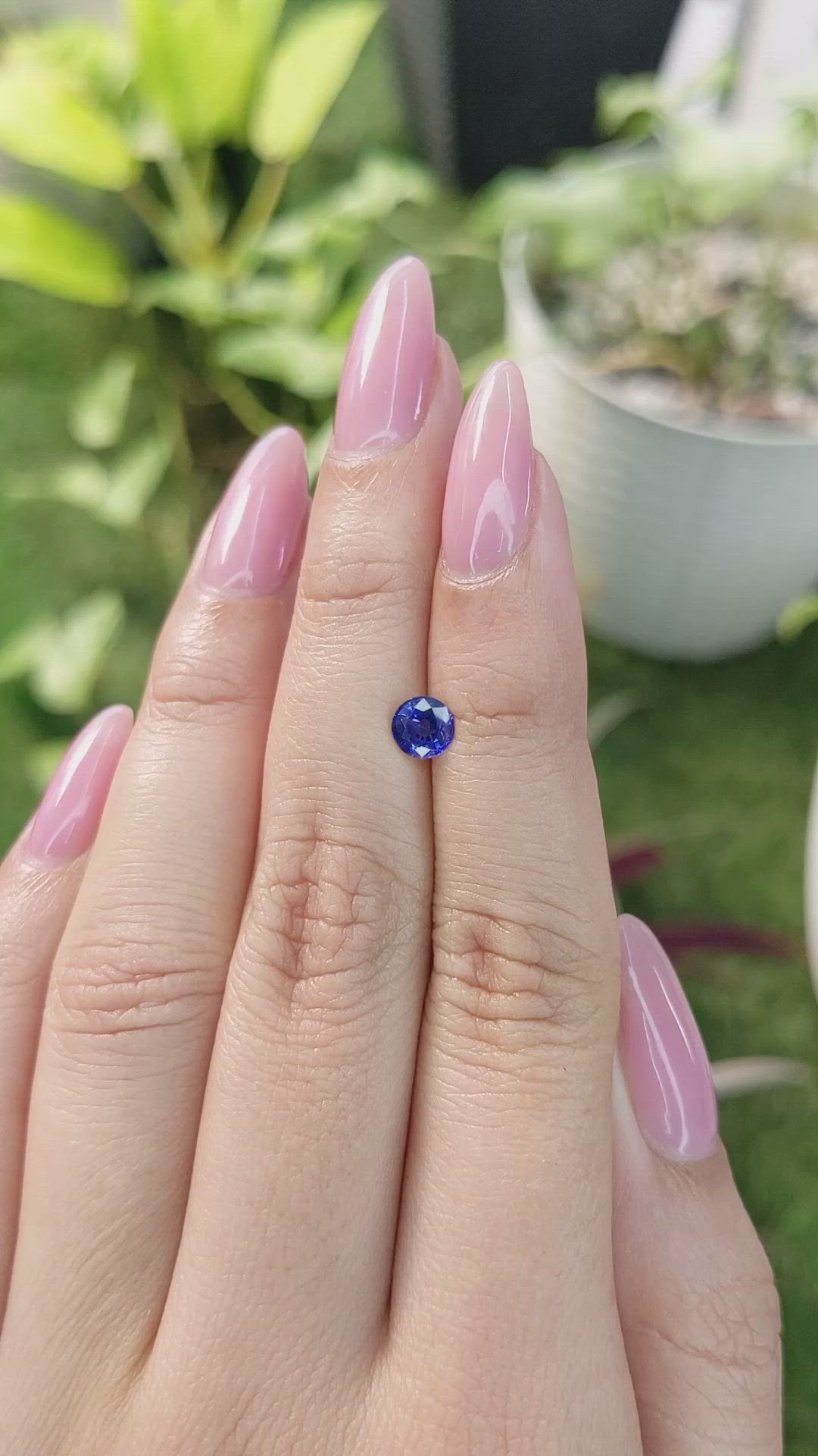 0.70 Ct. Blue Sapphire from Ceylon (Sri Lanka) Size Video