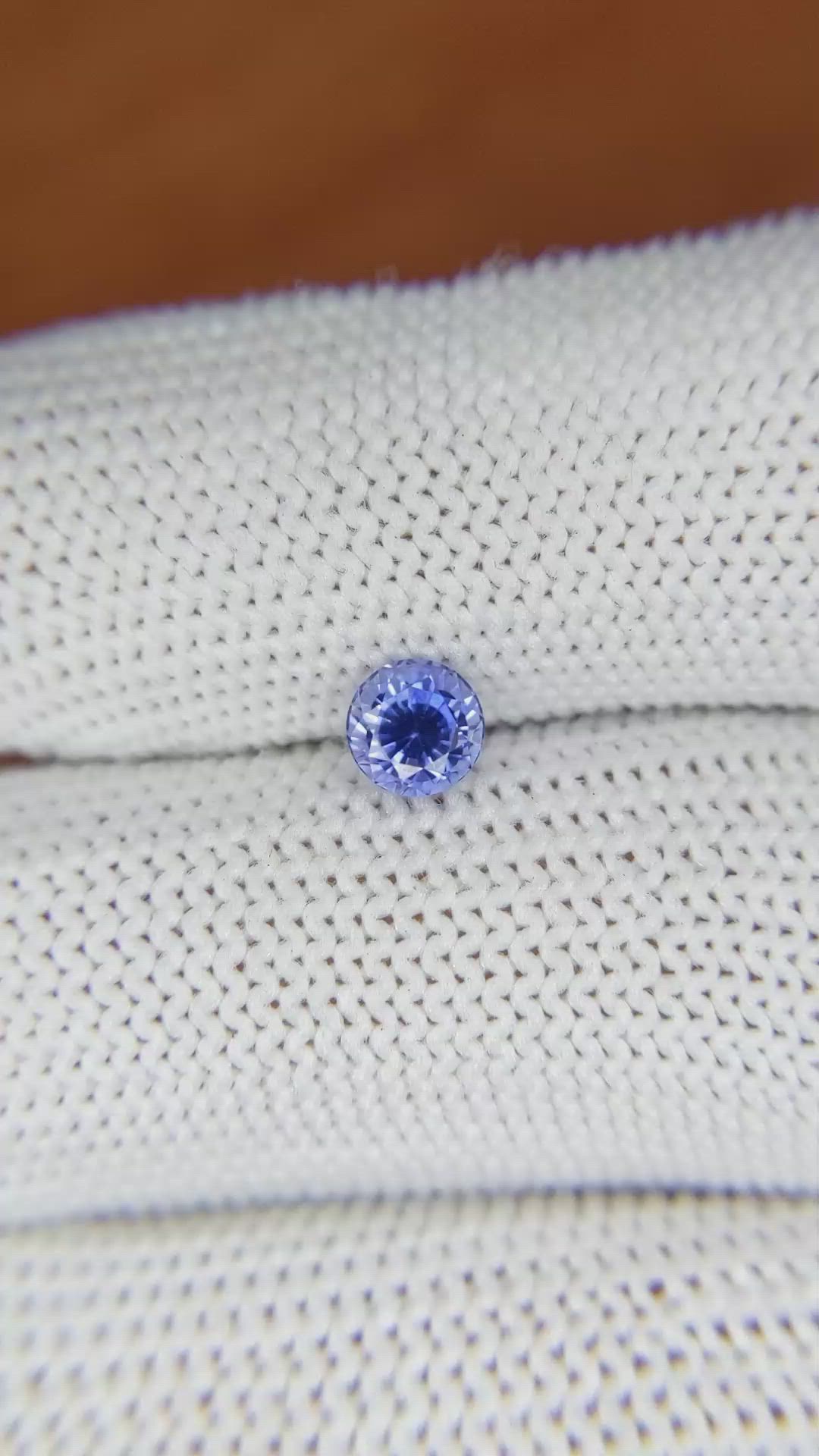 0.75 Ct. Blue Sapphire from Ceylon (Sri Lanka) Size Video