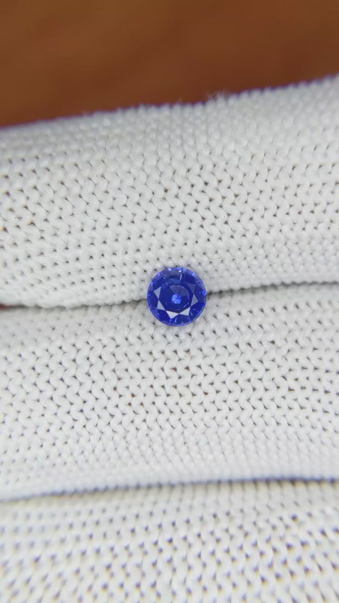 0.61 Ct. Blue Sapphire from Ceylon (Sri Lanka) Size Video