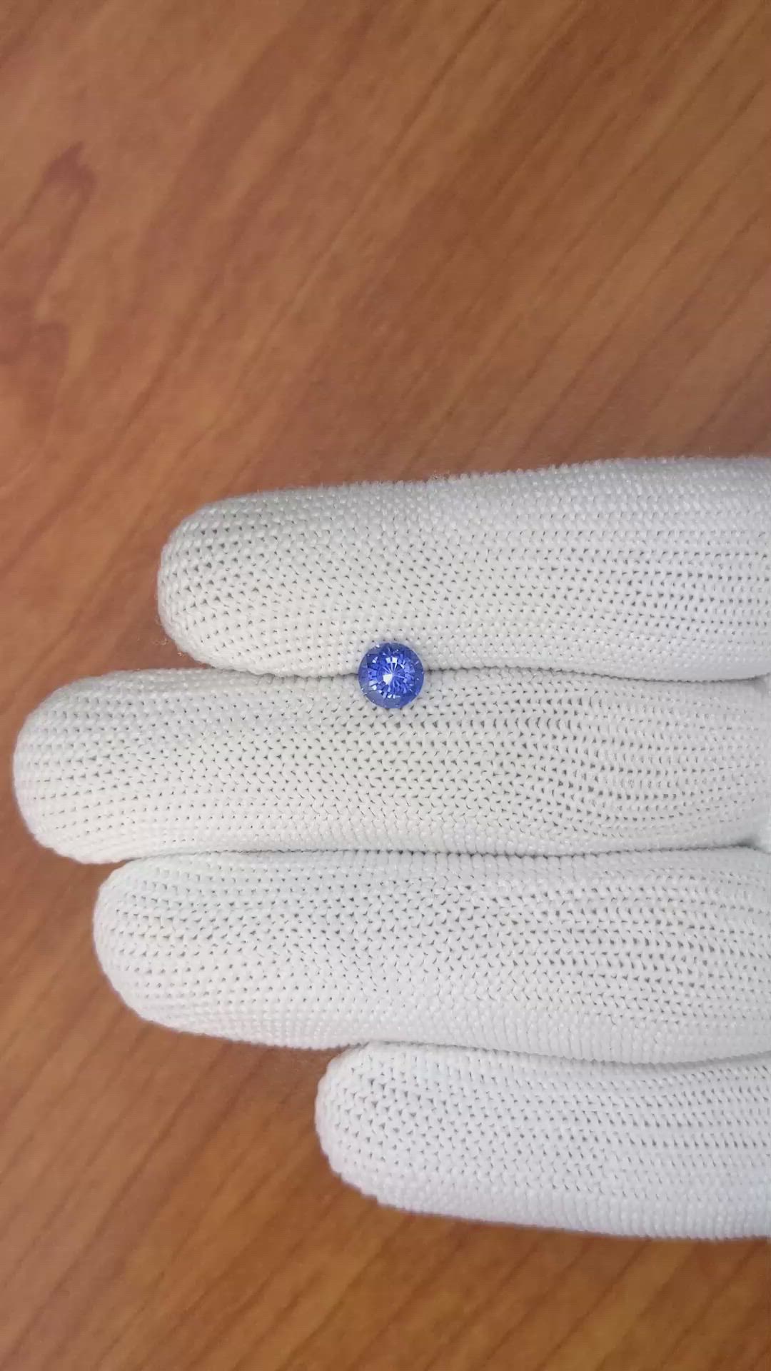 0.94 Ct. Blue Sapphire from Ceylon (Sri Lanka) Size Video