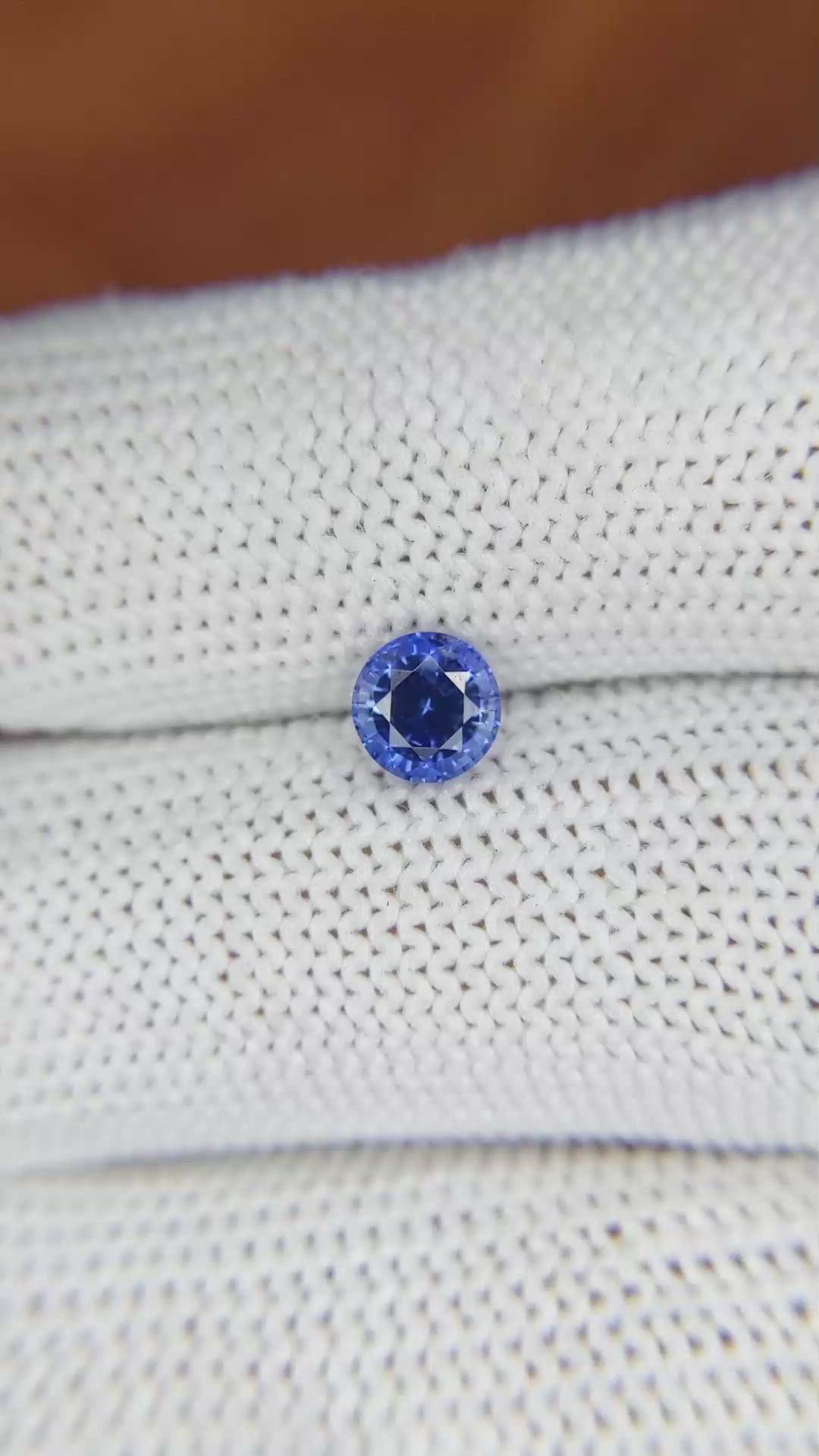 0.92 Ct. Blue Sapphire from Ceylon (Sri Lanka) Size Video
