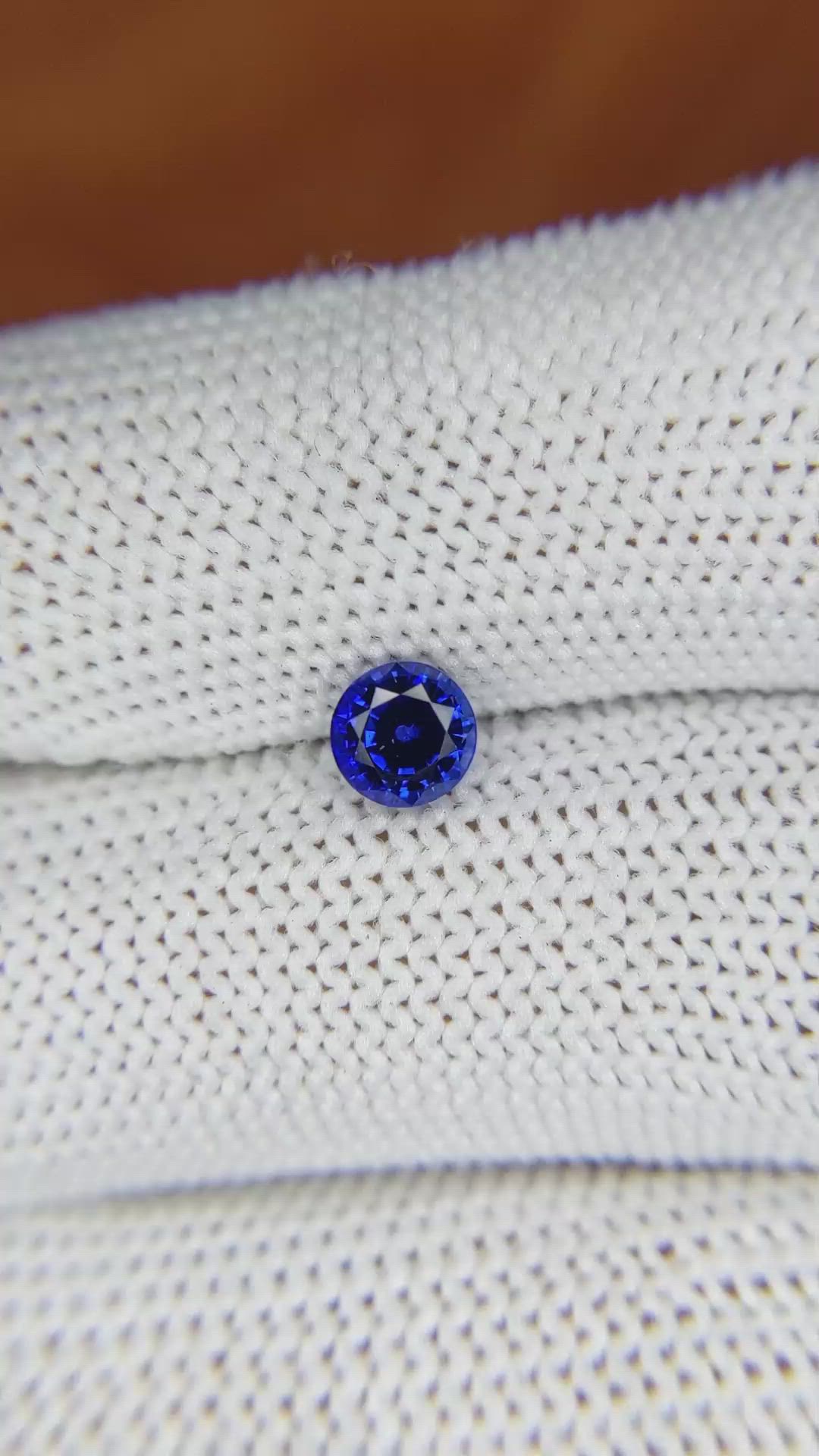 0.77 Ct. Blue Sapphire from Ceylon (Sri Lanka) Size Video