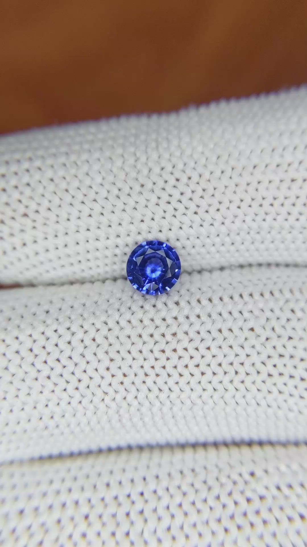 0.60 Ct. Blue Sapphire from Ceylon (Sri Lanka) Size Video