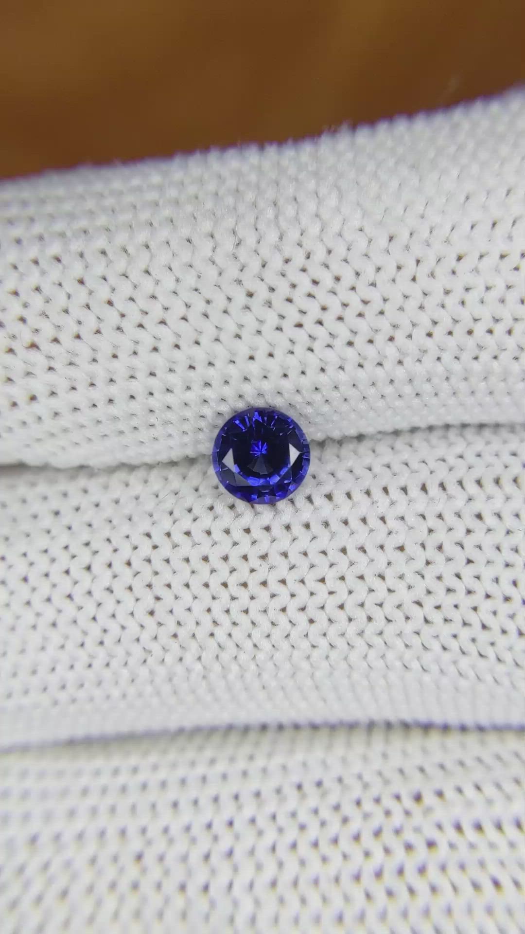 0.71 Ct. Blue Sapphire from Ceylon (Sri Lanka) Size Video