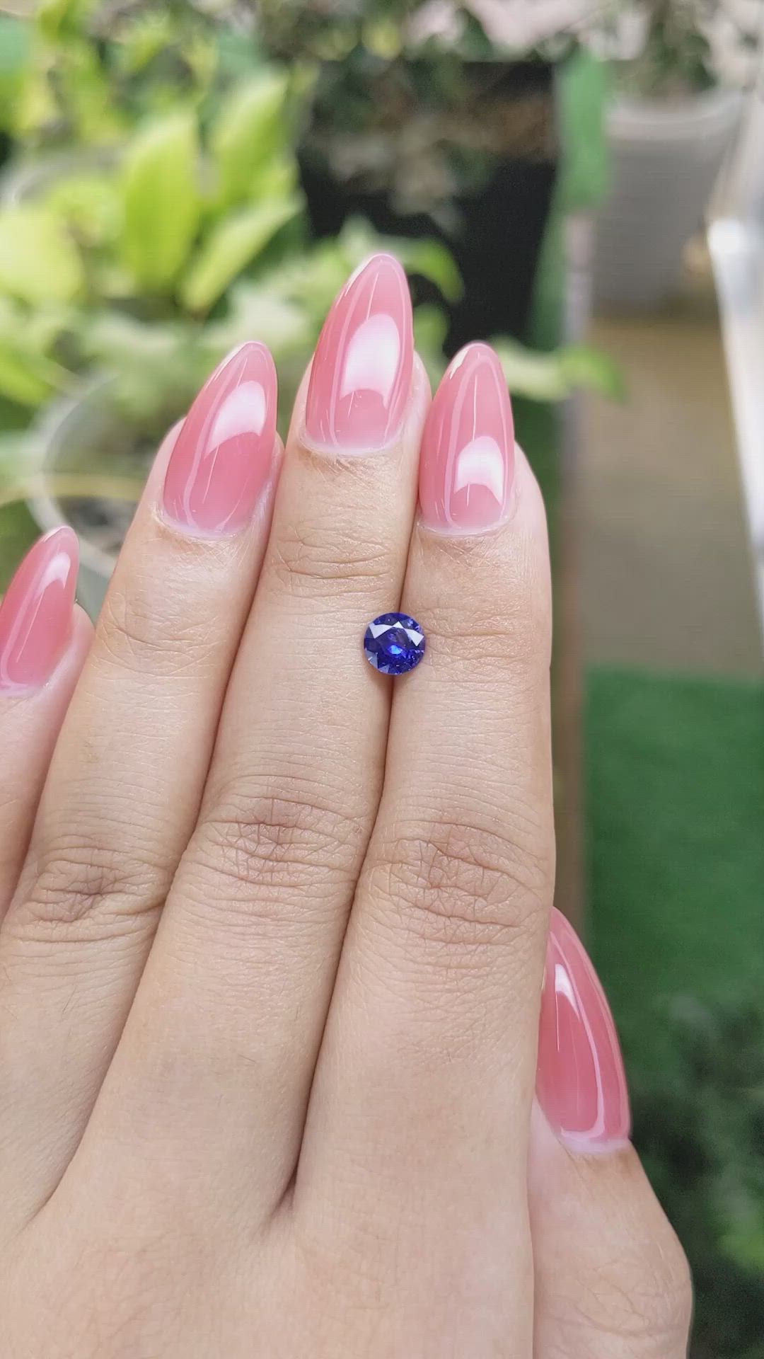 0.71 Ct. Blue Sapphire from Ceylon (Sri Lanka) Size Video