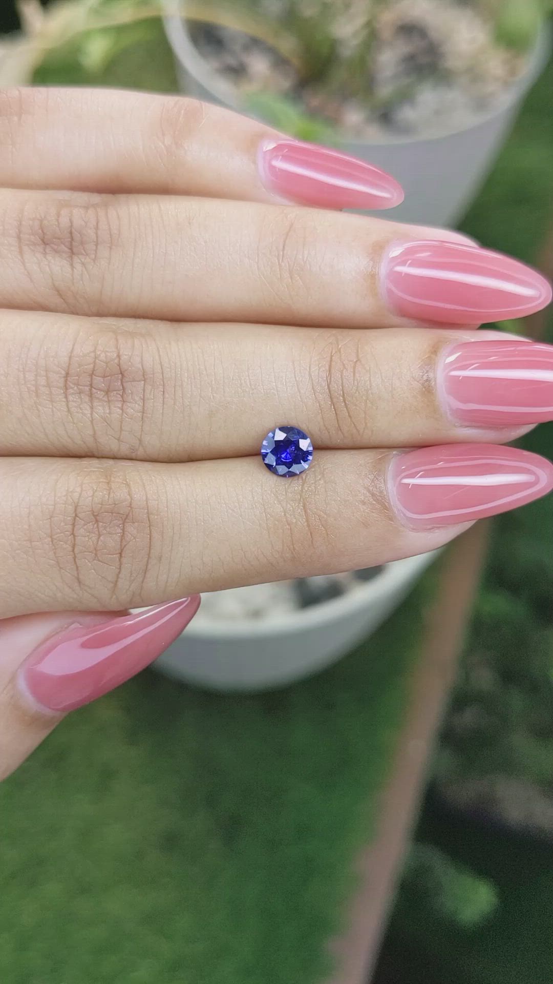 0.71 Ct. Blue Sapphire from Ceylon (Sri Lanka) Size Video