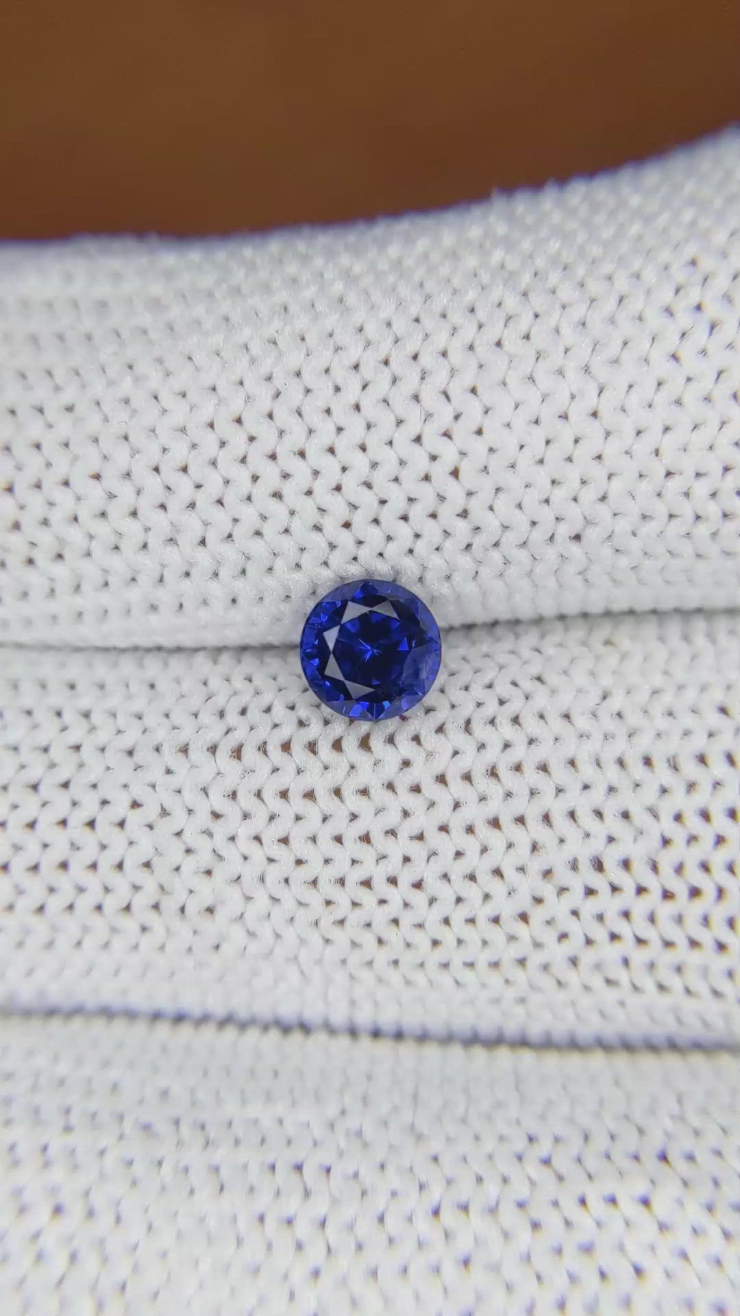 0.96 Ct. Blue Sapphire from Ceylon (Sri Lanka) Size Video