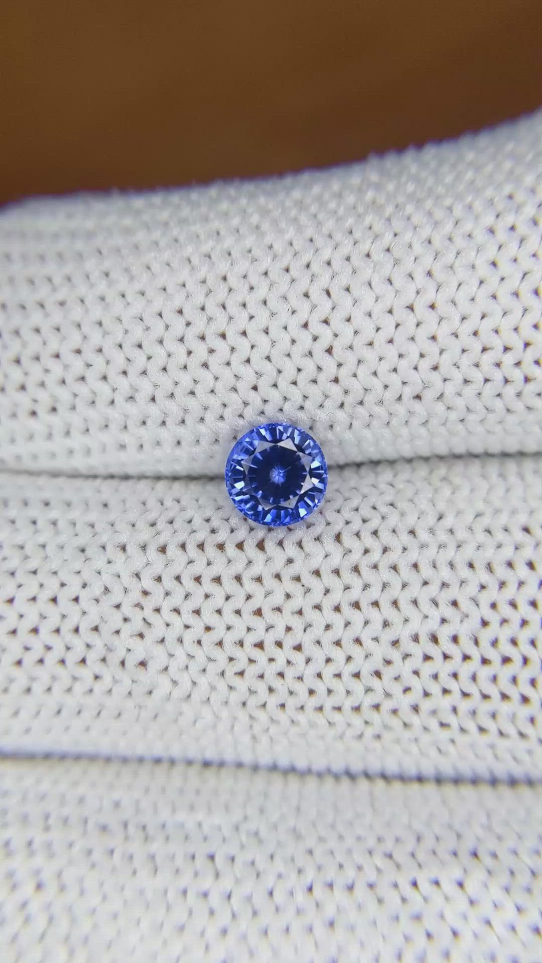 0.91 Ct. Blue Sapphire from Ceylon (Sri Lanka) Size Video