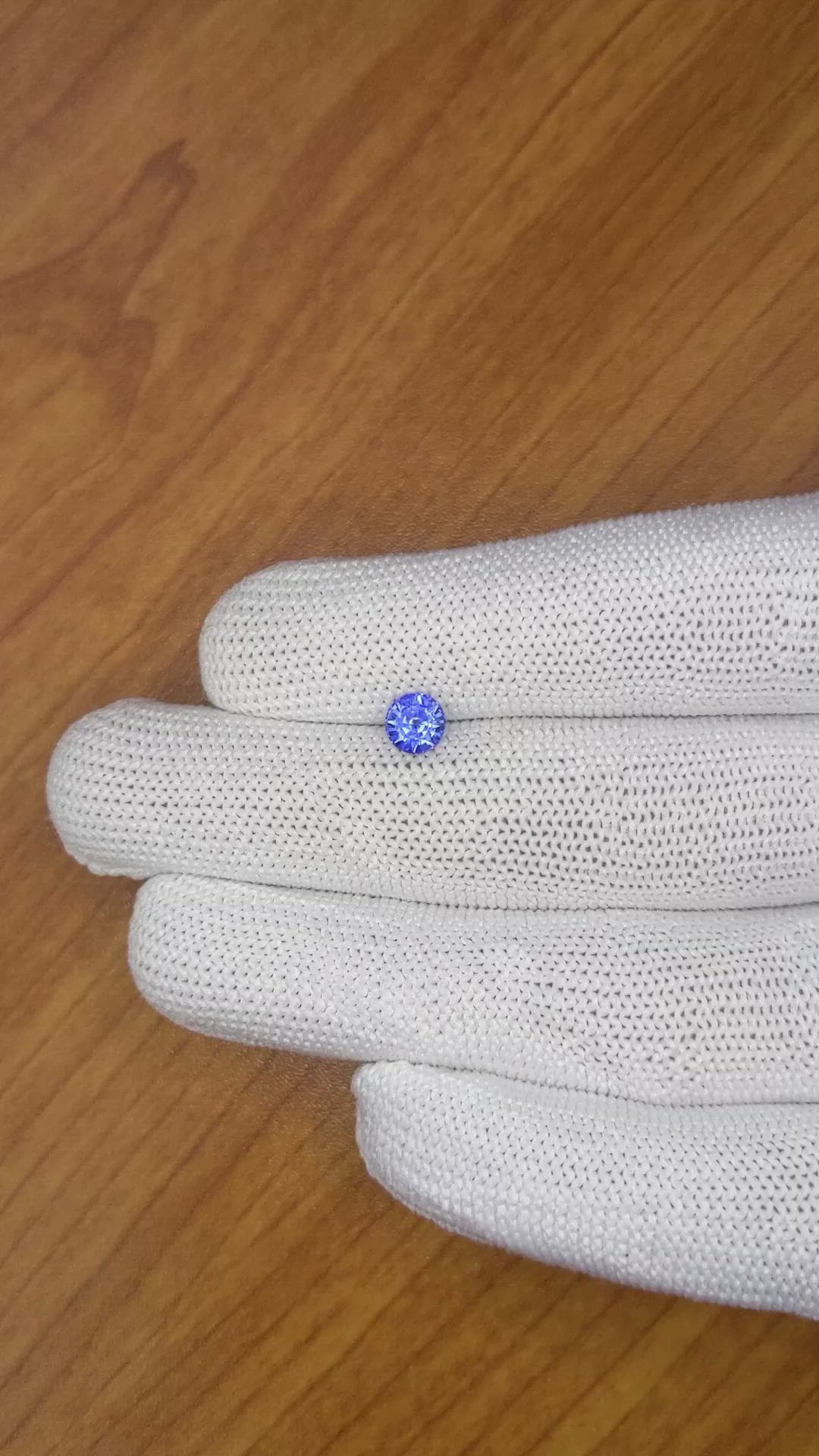 0.91 Ct. Blue Sapphire from Ceylon (Sri Lanka) Size Video