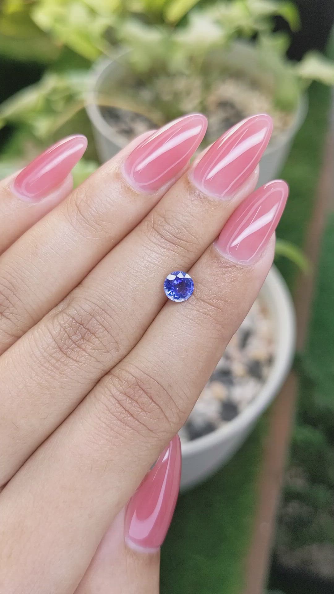 0.81 Ct. Blue Sapphire from Ceylon (Sri Lanka) Size Video