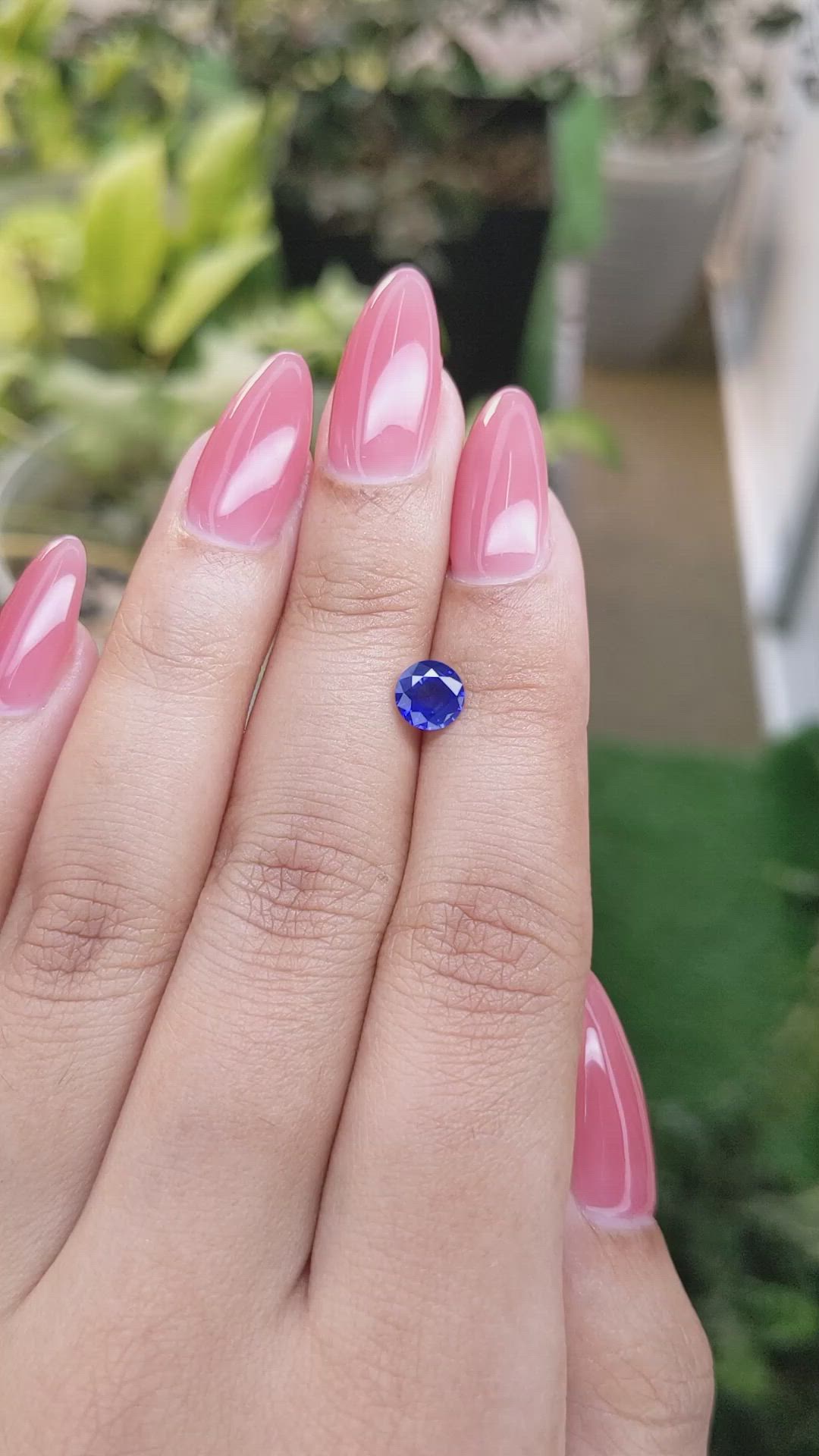 0.86 Ct. Blue Sapphire from Ceylon (Sri Lanka) Size Video