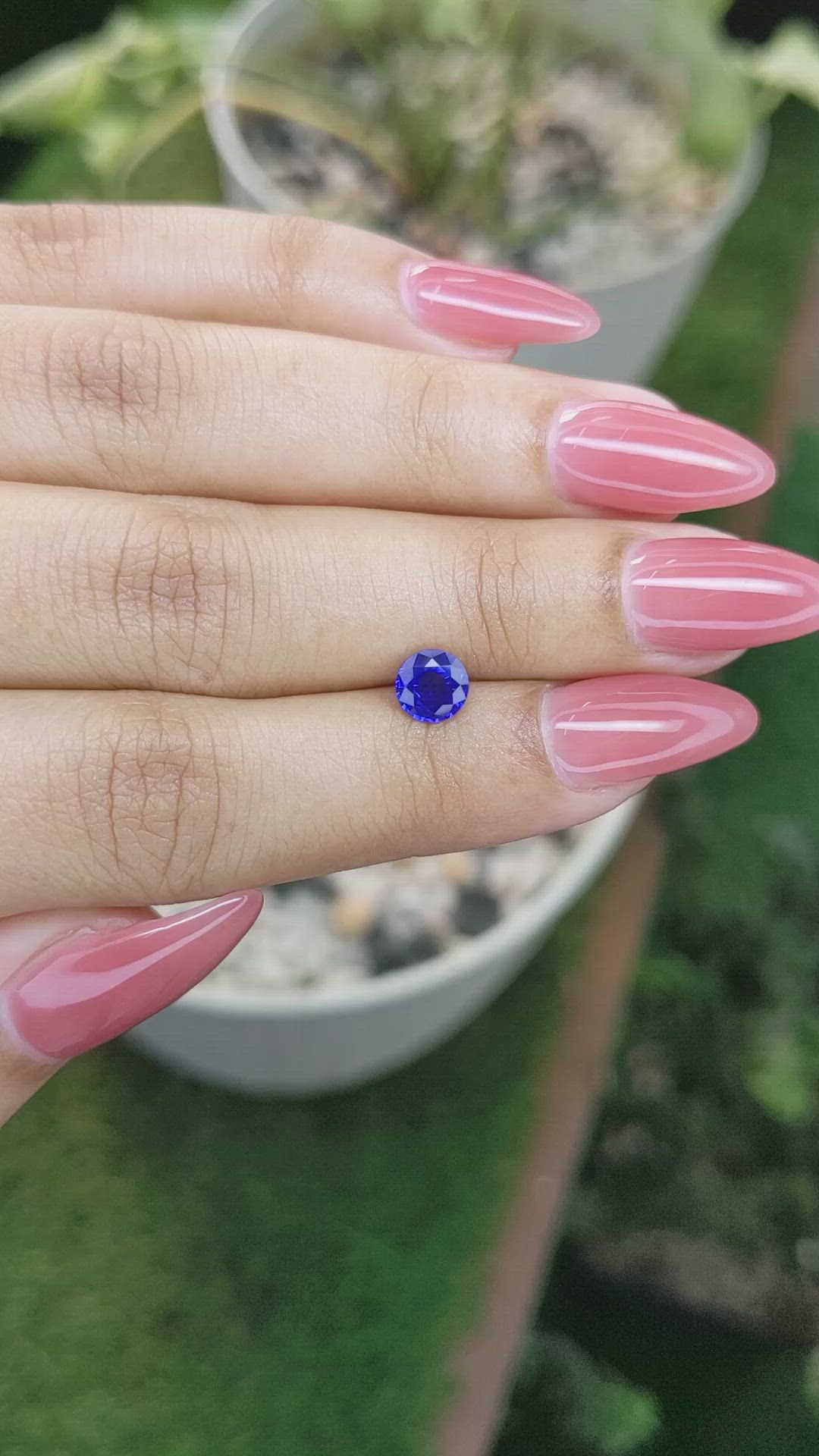 0.86 Ct. Blue Sapphire from Ceylon (Sri Lanka) Size Video