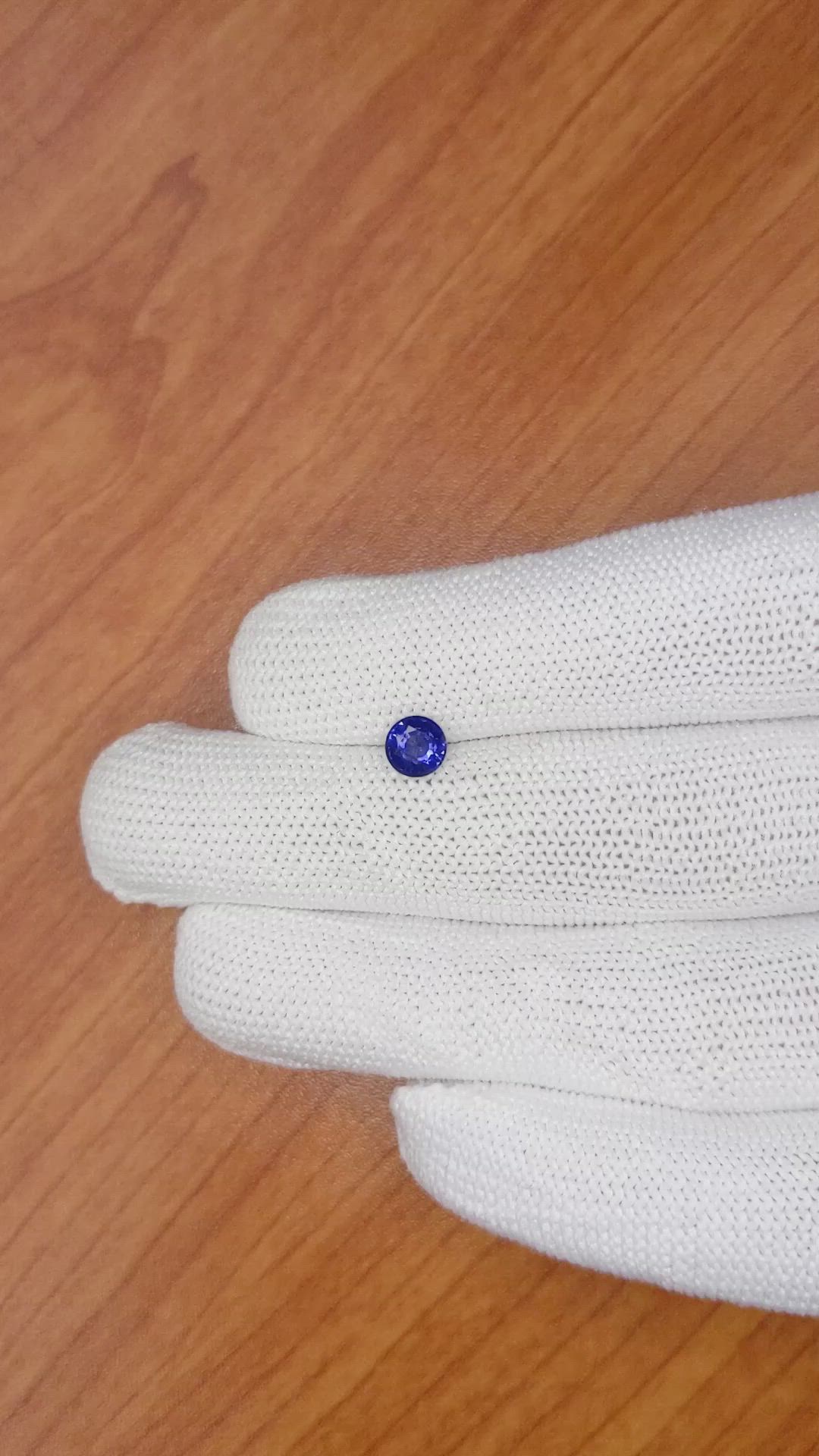 0.74 Ct. Blue Sapphire from Ceylon (Sri Lanka) Size Video