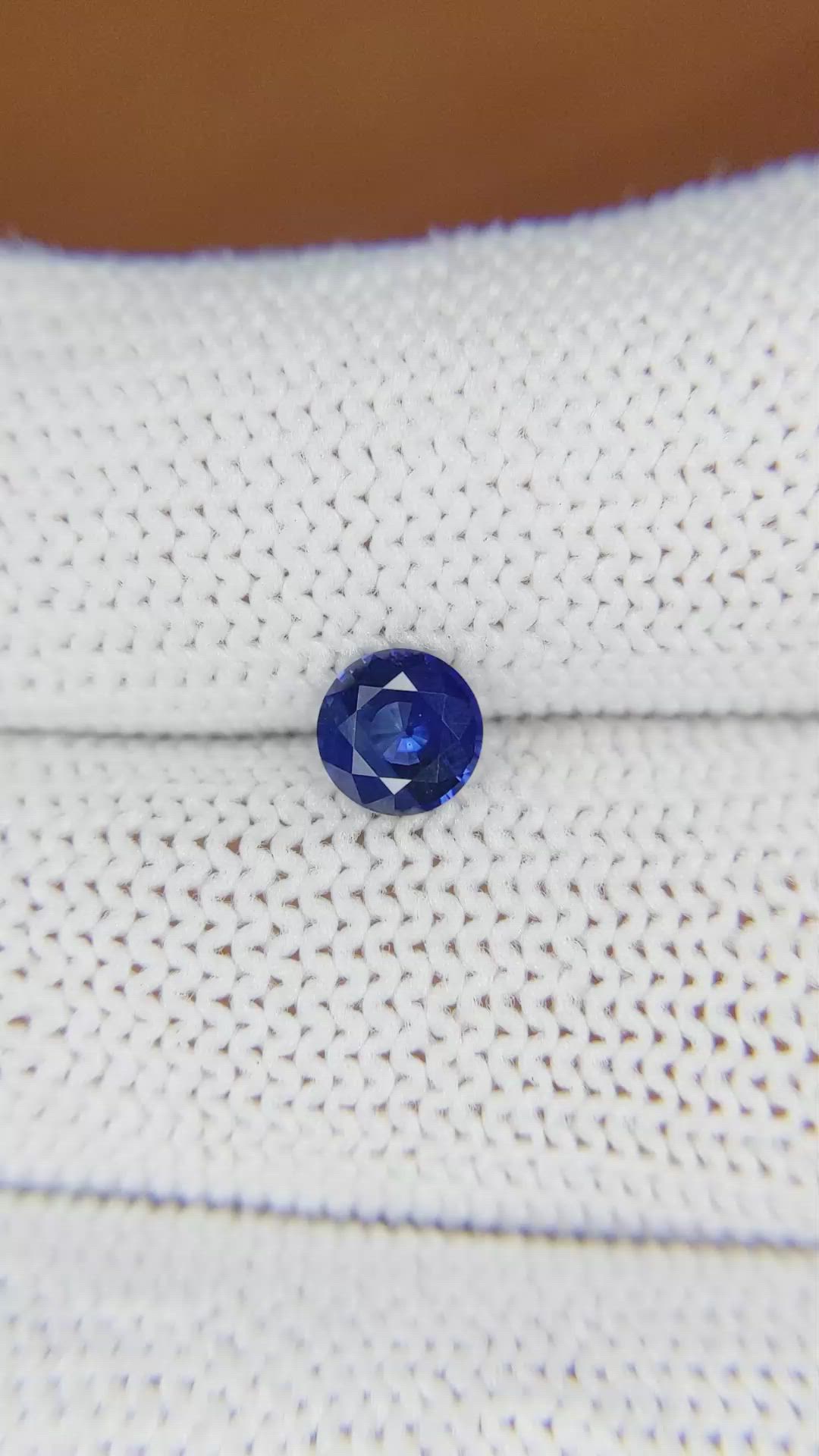 0.74 Ct. Blue Sapphire from Ceylon (Sri Lanka) Size Video