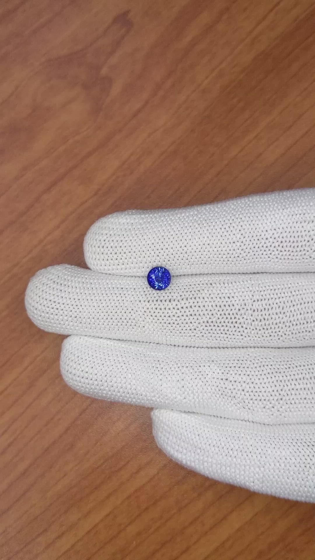 0.99 Ct. Blue Sapphire from Ceylon (Sri Lanka) Size Video