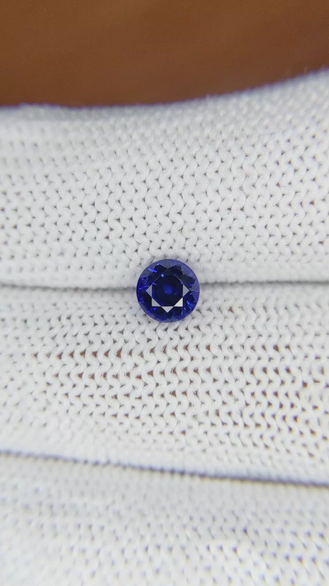 0.99 Ct. Blue Sapphire from Ceylon (Sri Lanka) Size Video
