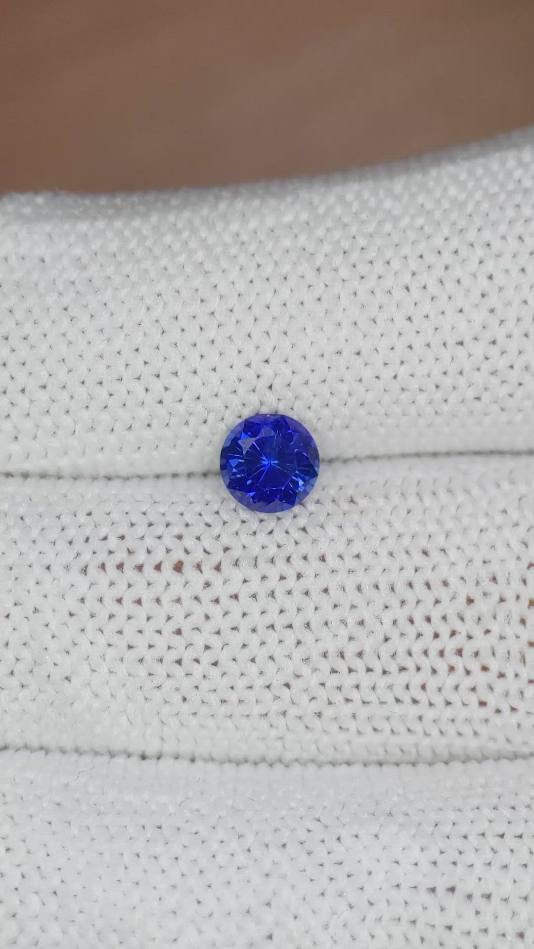 0.82 Ct. Blue Sapphire from Ceylon (Sri Lanka) Size Video