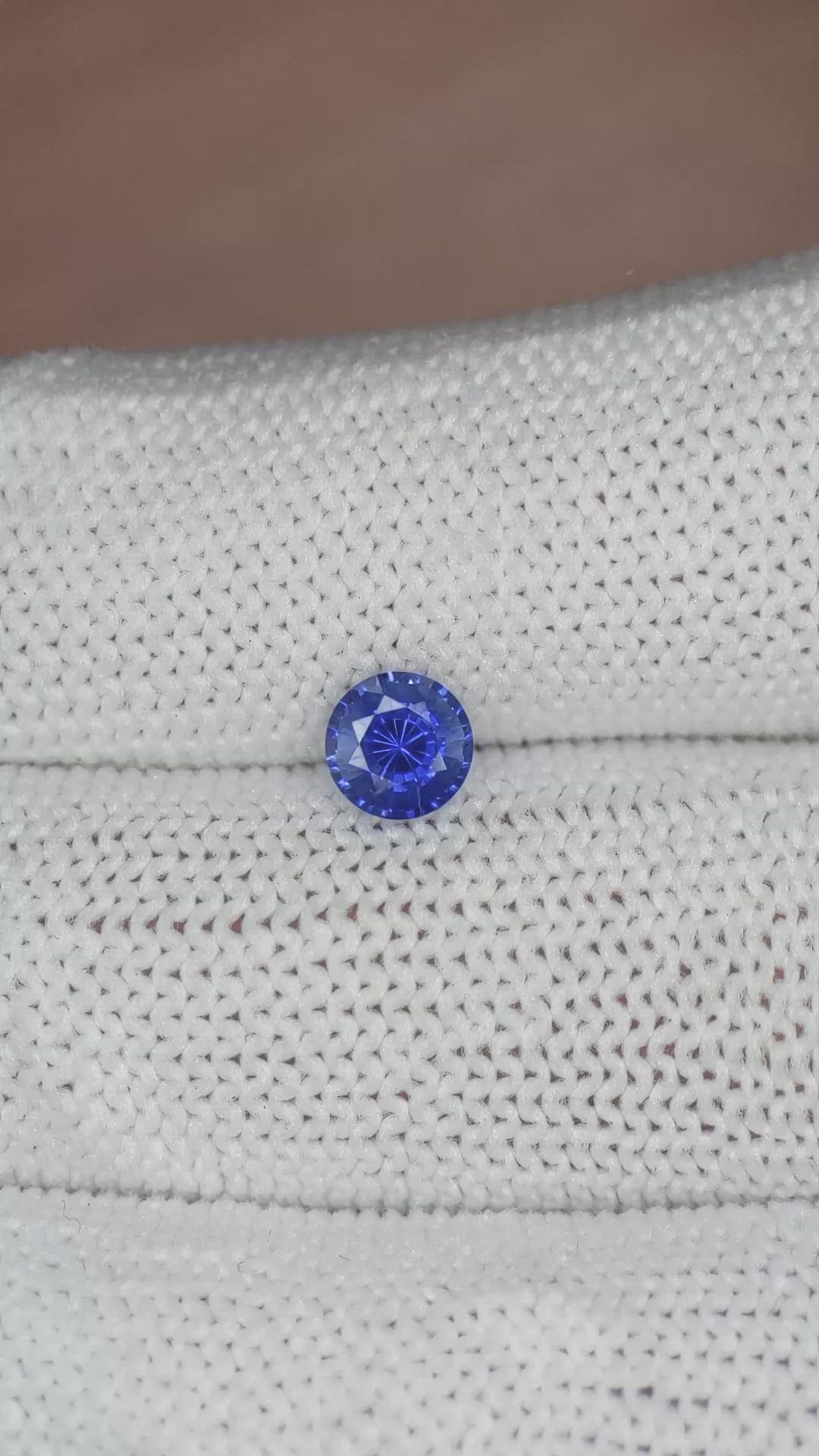 0.98 Ct. Blue Sapphire from Ceylon (Sri Lanka) Size Video