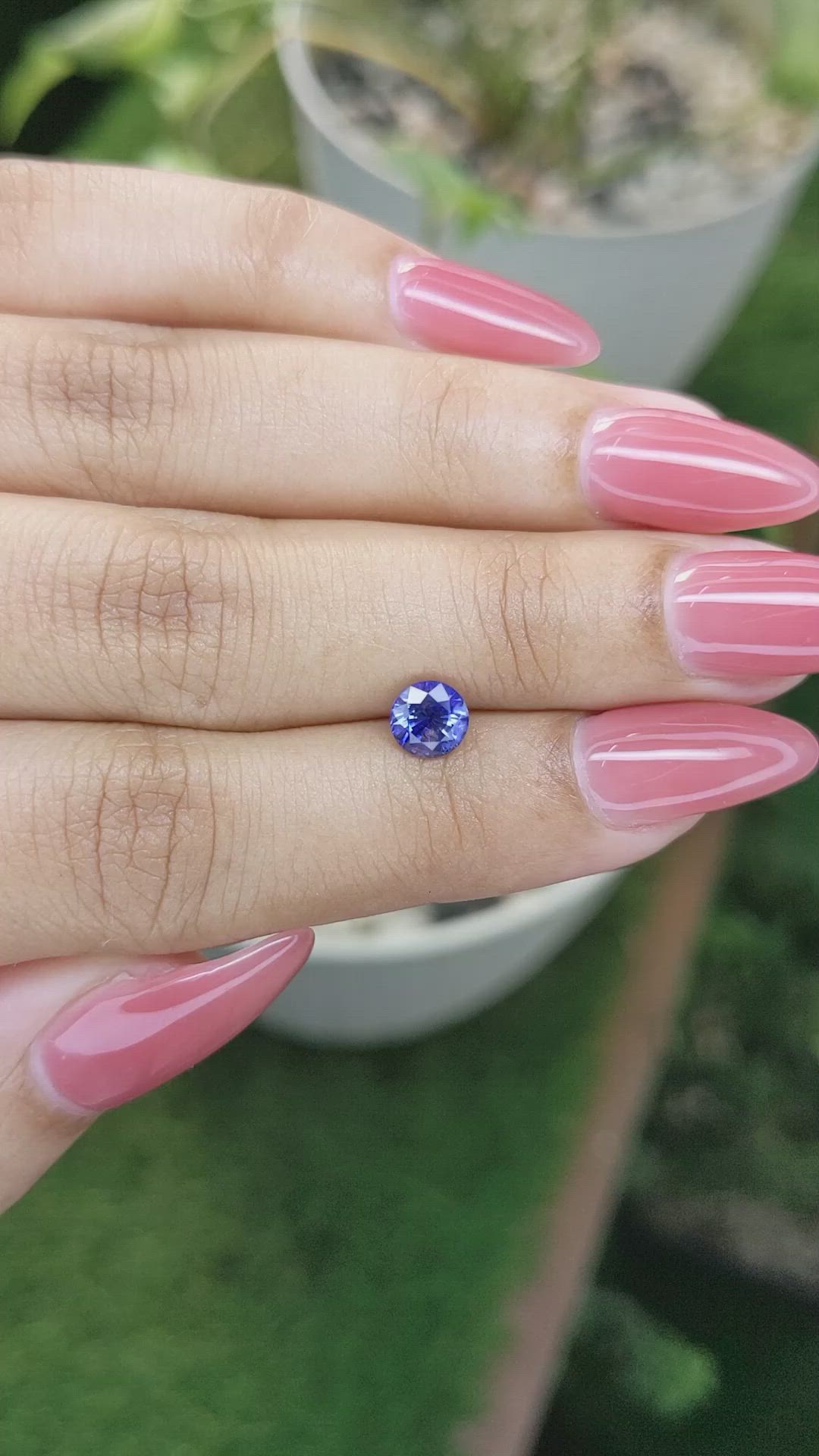 1.03 Ct. Blue Sapphire from Ceylon (Sri Lanka) Size Video
