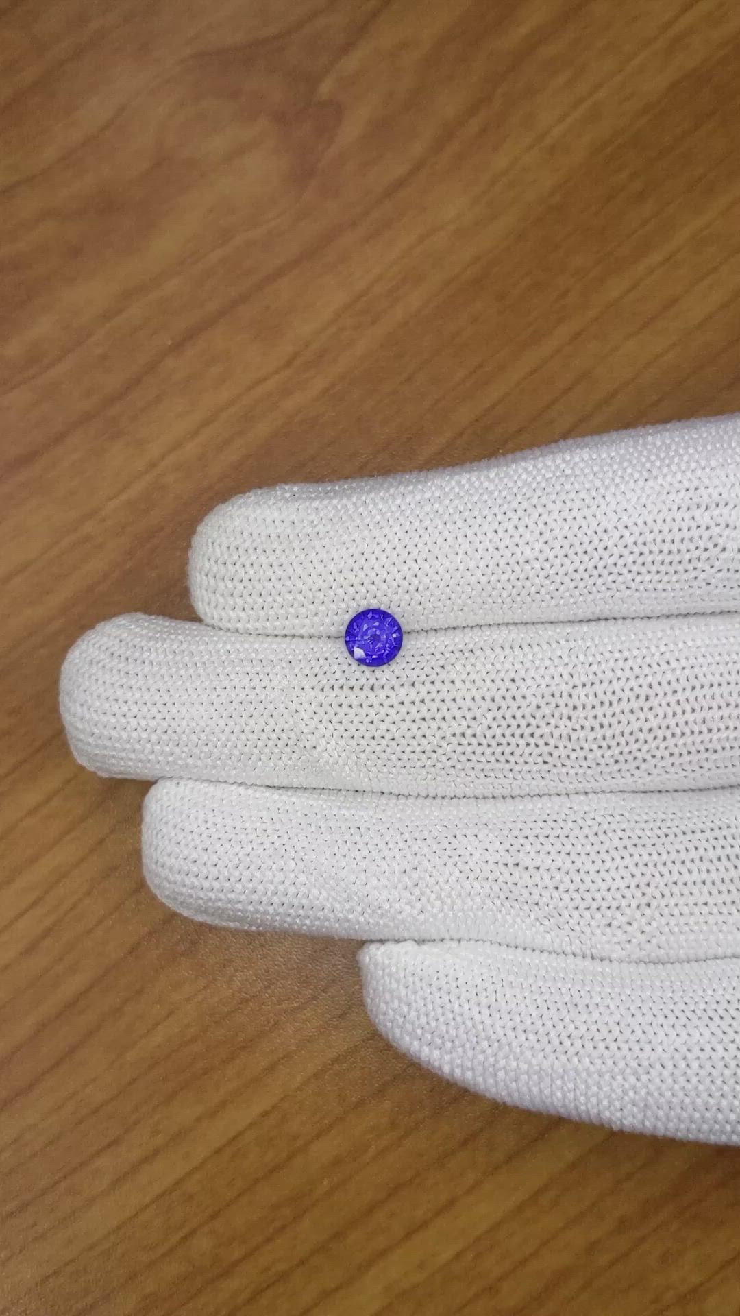 0.84 Ct. Blue Sapphire from Ceylon (Sri Lanka) Size Video