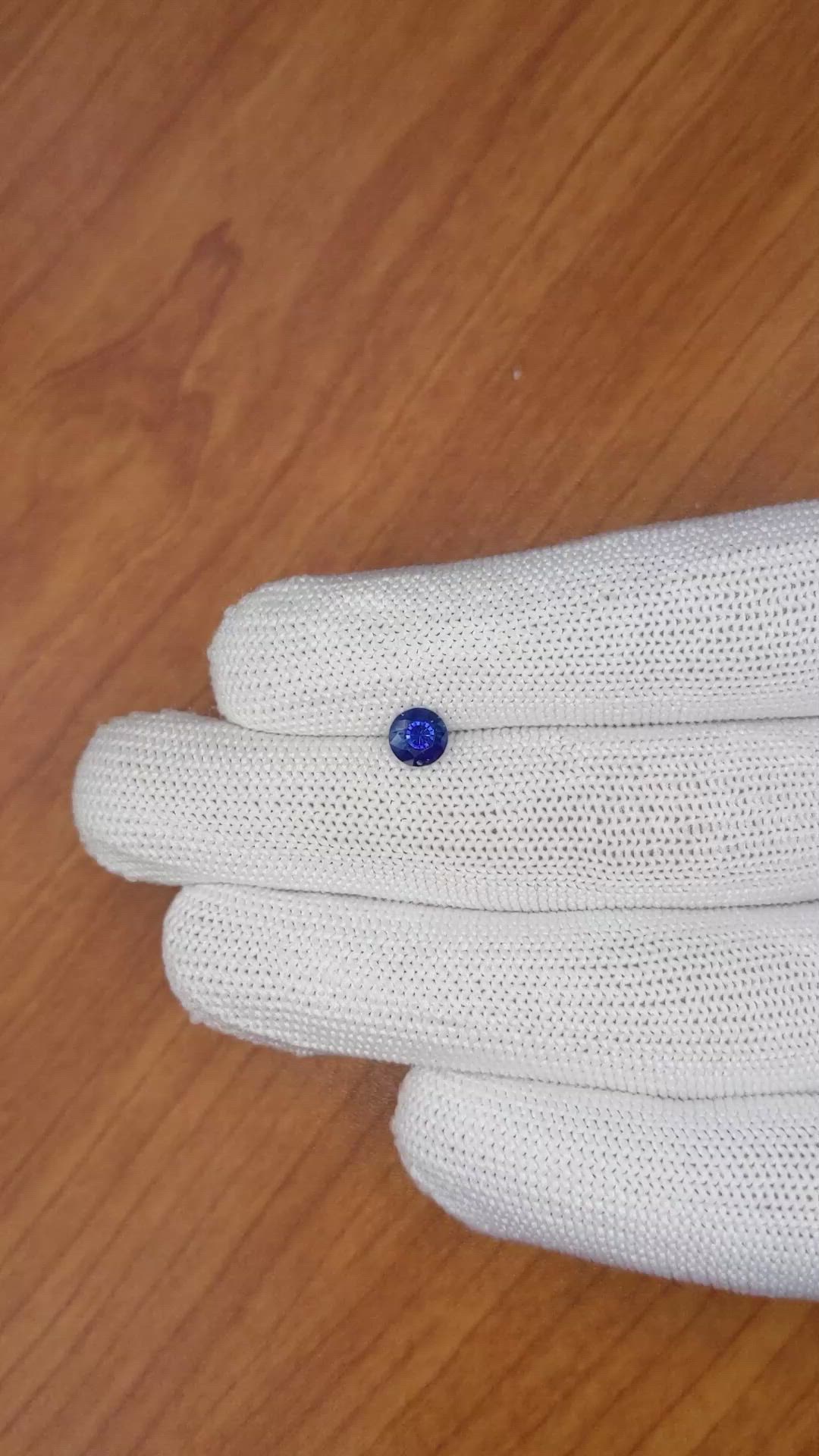 0.89 Ct. Blue Sapphire from Ceylon (Sri Lanka) Size Video