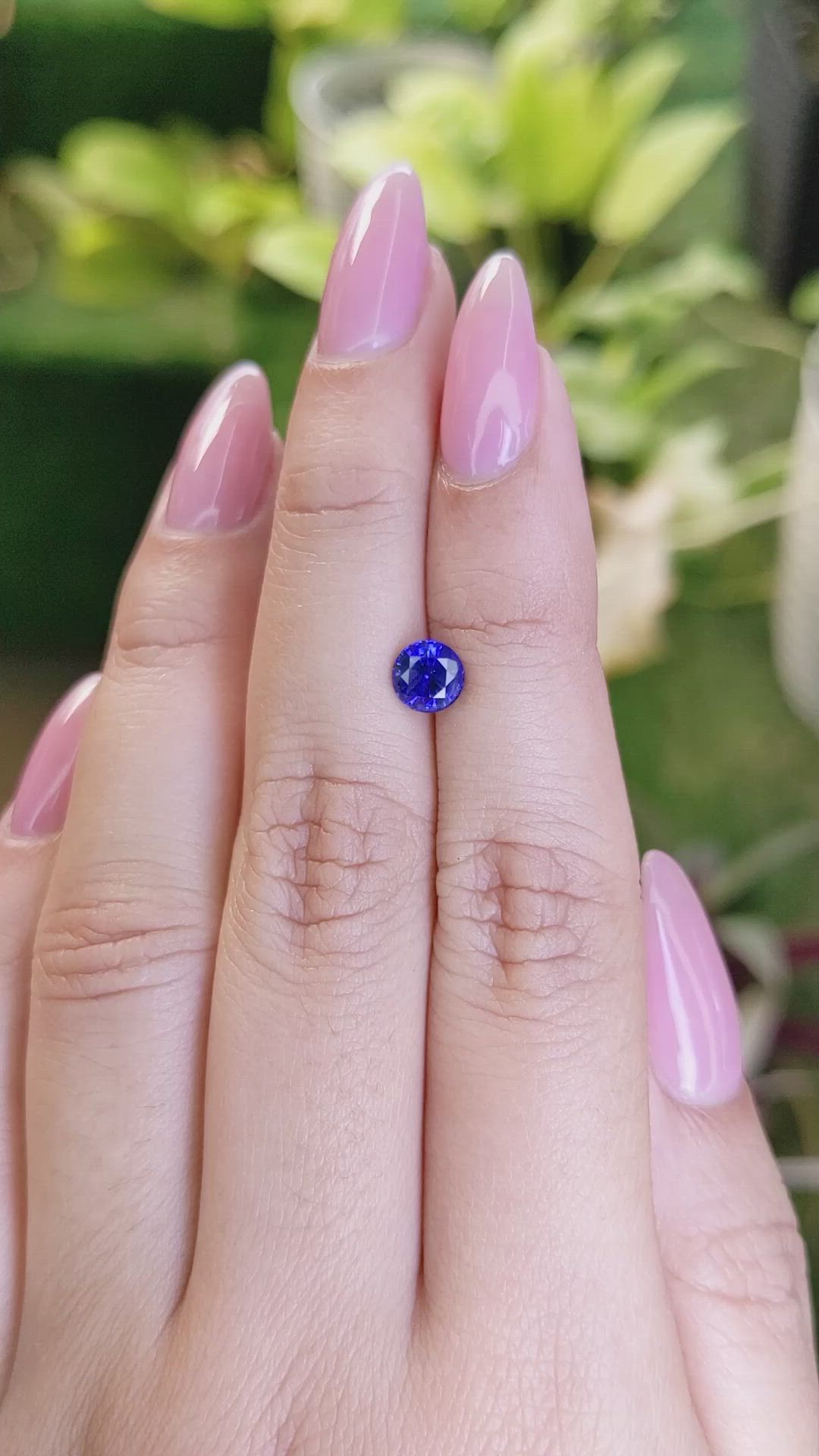 0.95 Ct. Blue Sapphire from Ceylon (Sri Lanka) Size Video