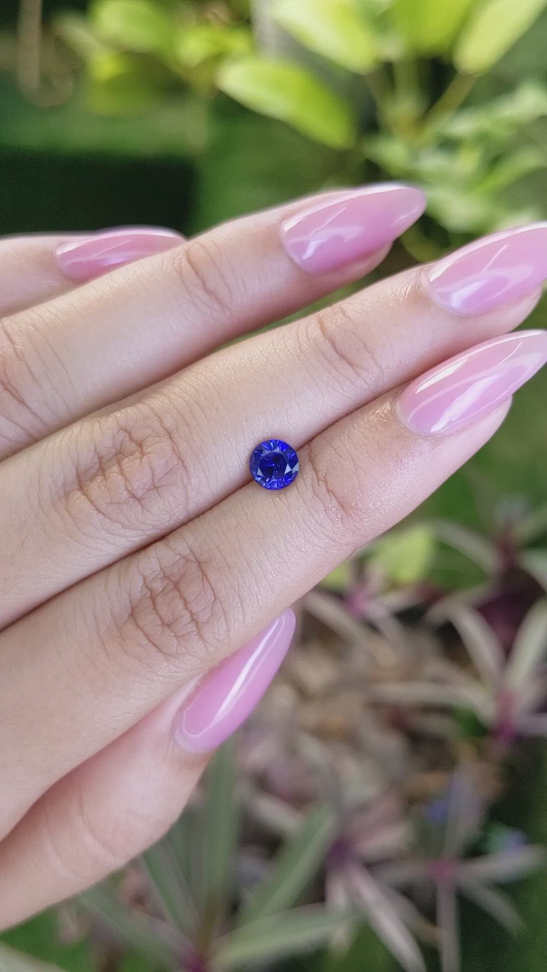 0.95 Ct. Blue Sapphire from Ceylon (Sri Lanka) Size Video