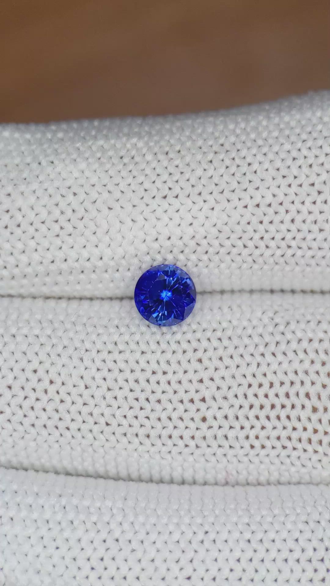0.95 Ct. Blue Sapphire from Ceylon (Sri Lanka) Size Video