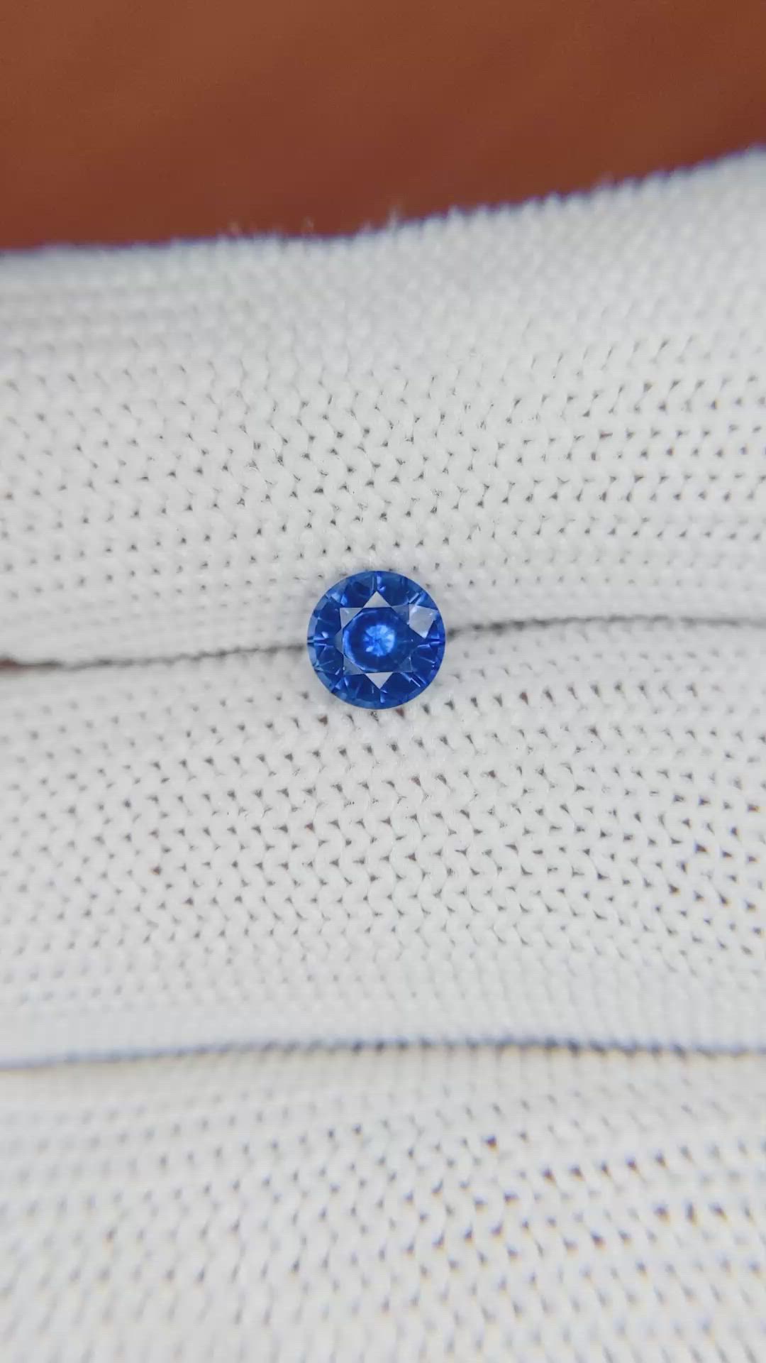 0.78 Ct. Blue Sapphire from Ceylon (Sri Lanka) Size Video