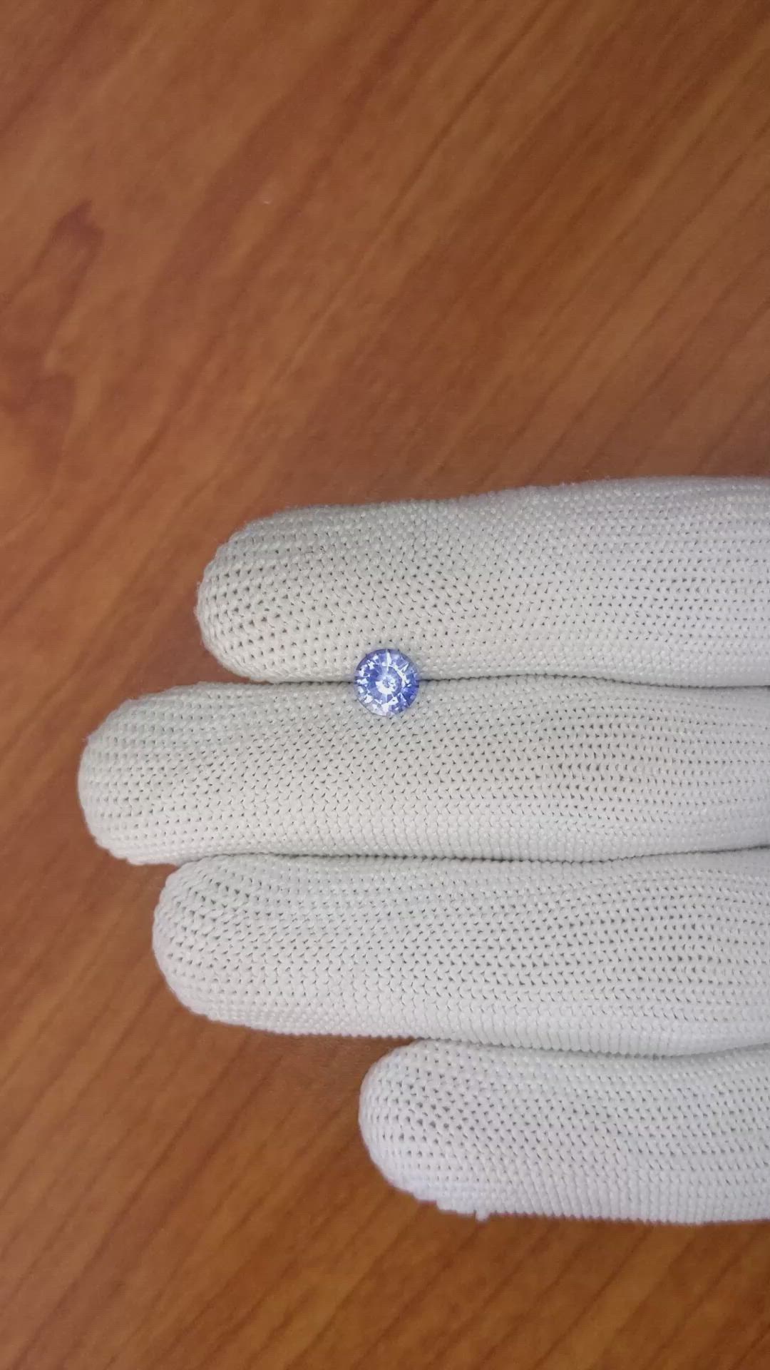 1.00 Ct. Blue Sapphire from Ceylon (Sri Lanka) Size Video