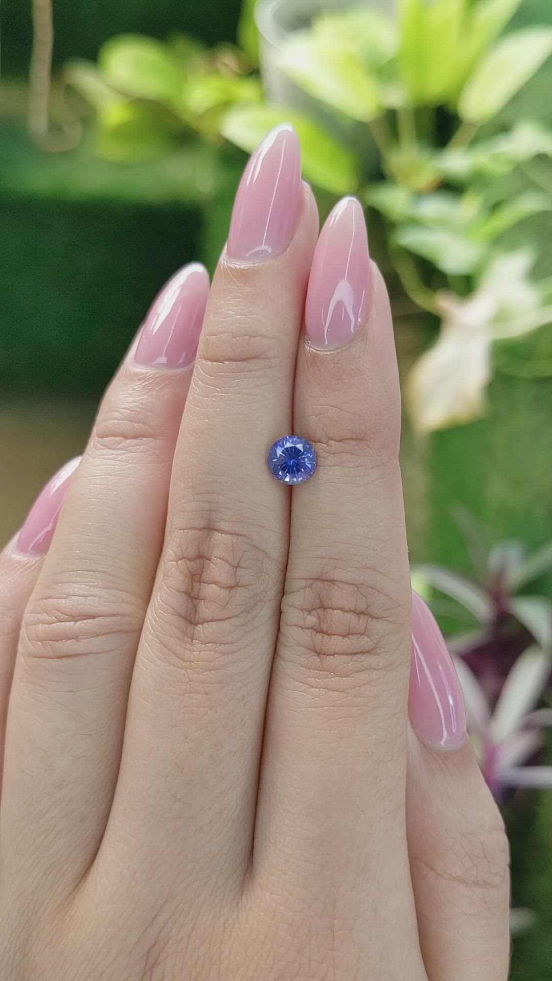 1.00 Ct. Blue Sapphire from Ceylon (Sri Lanka) Size Video