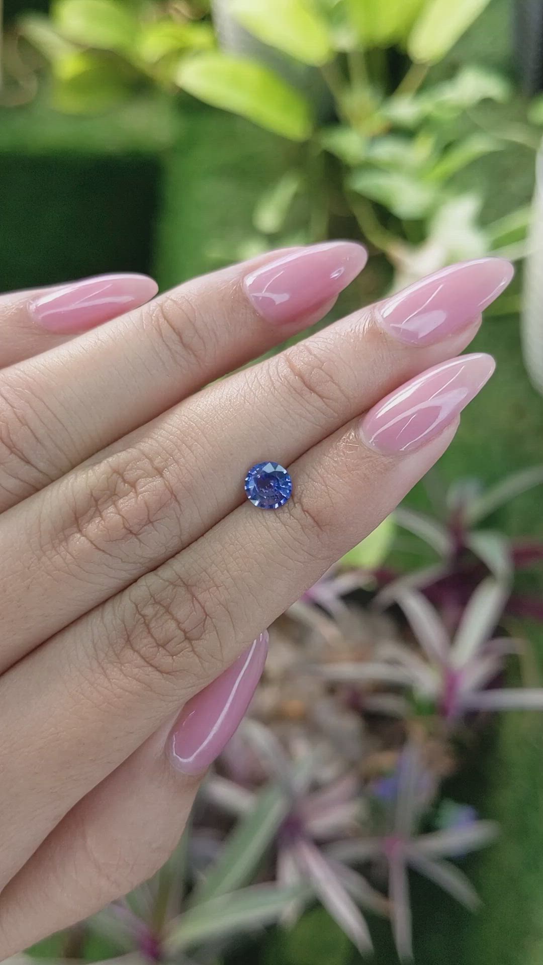0.80 Ct. Blue Sapphire from Ceylon (Sri Lanka) Size Video