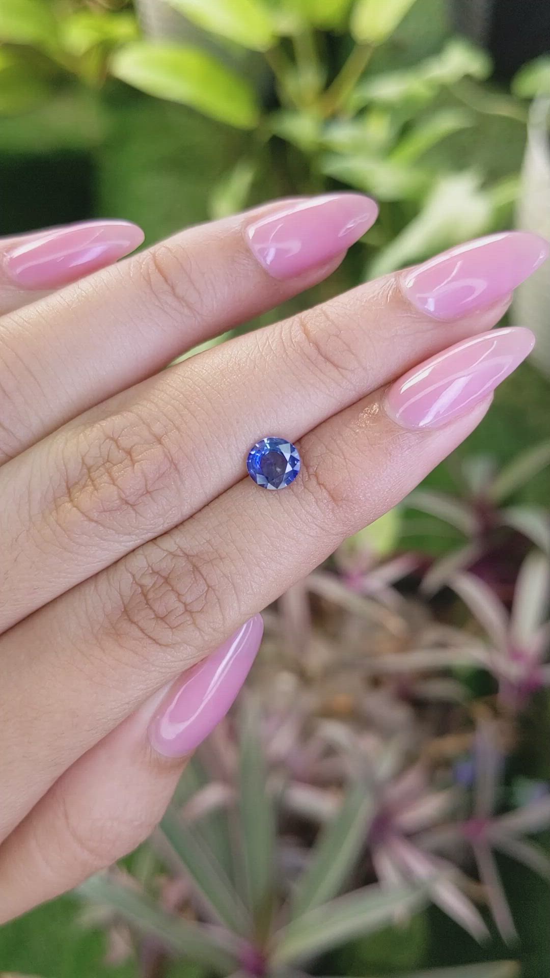 0.81 Ct. Blue Sapphire from Ceylon (Sri Lanka) Size Video