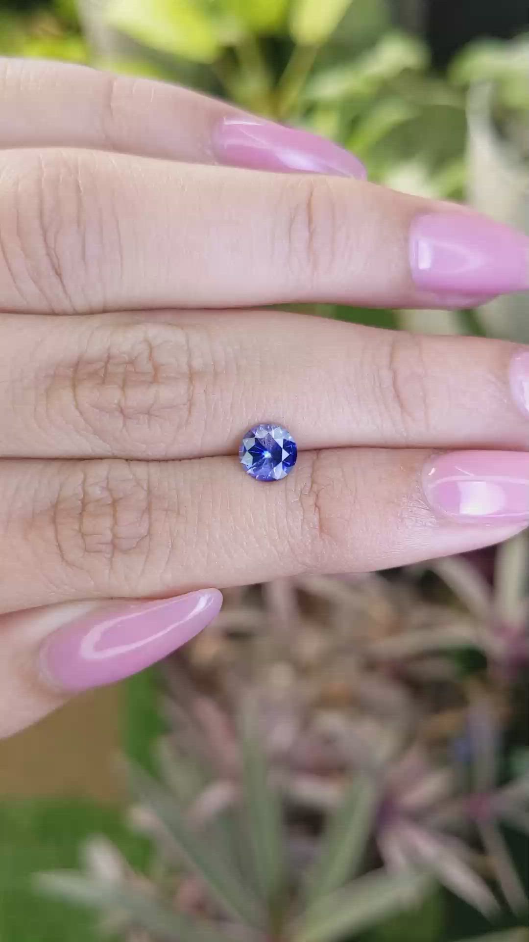 0.89 Ct. Purplish Blue Sapphire from Ceylon (Sri Lanka) Size Video