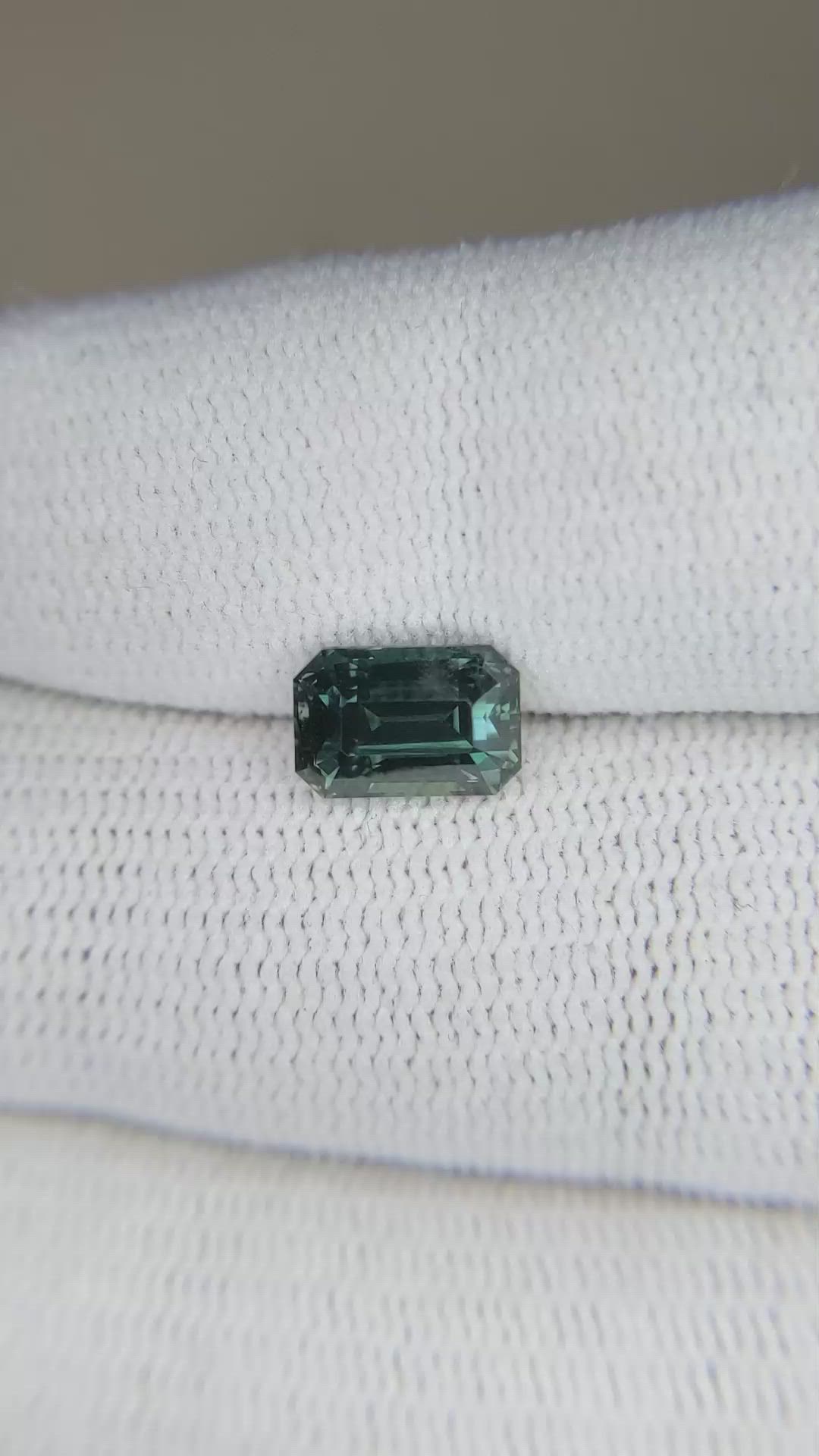 2.16 Ct. Bluish Green Sapphire from Ceylon (Sri Lanka) Size Video