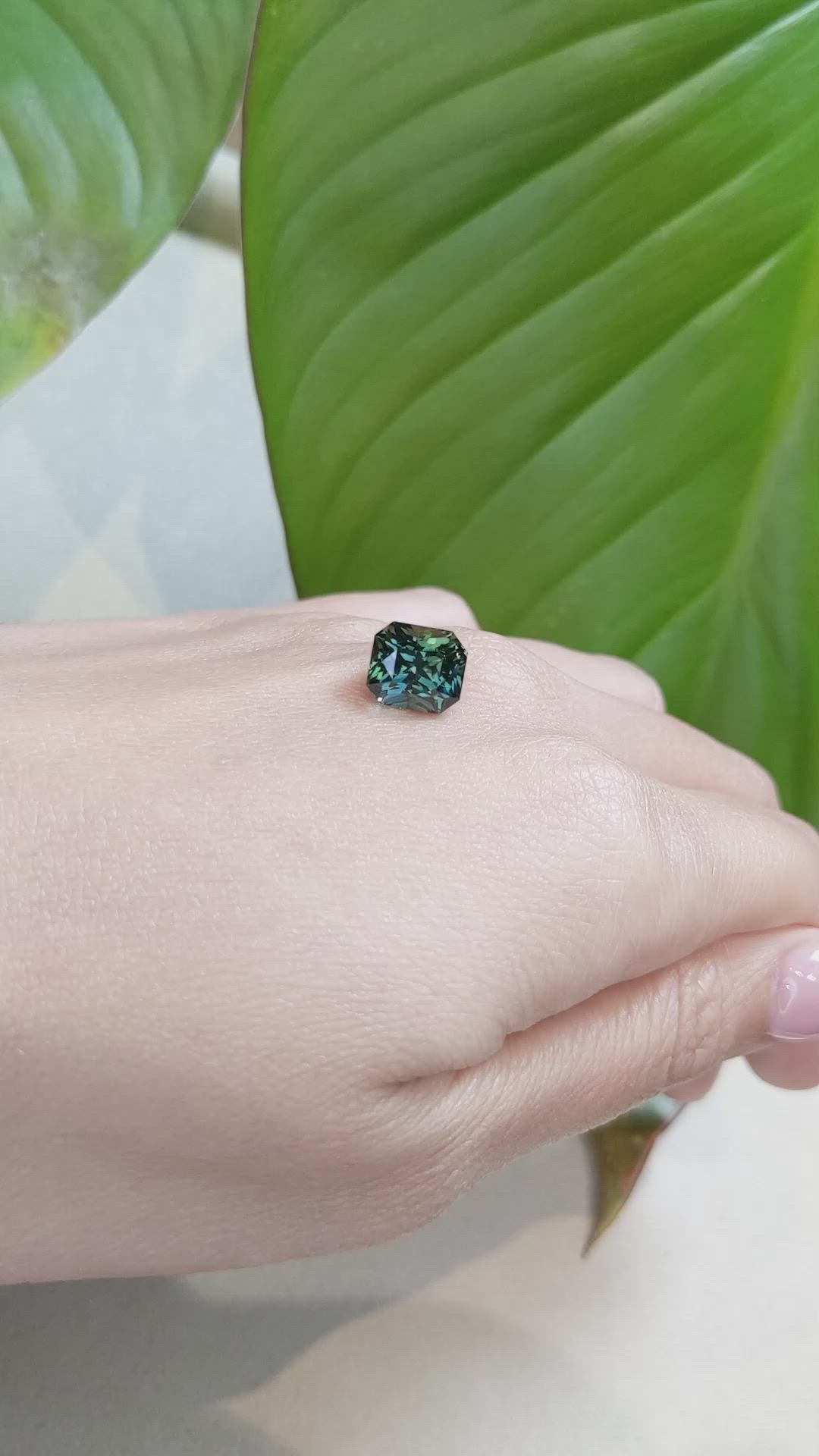 5.10 Ct. Bluish Green Sapphire from Ceylon (Sri Lanka) Size Video
