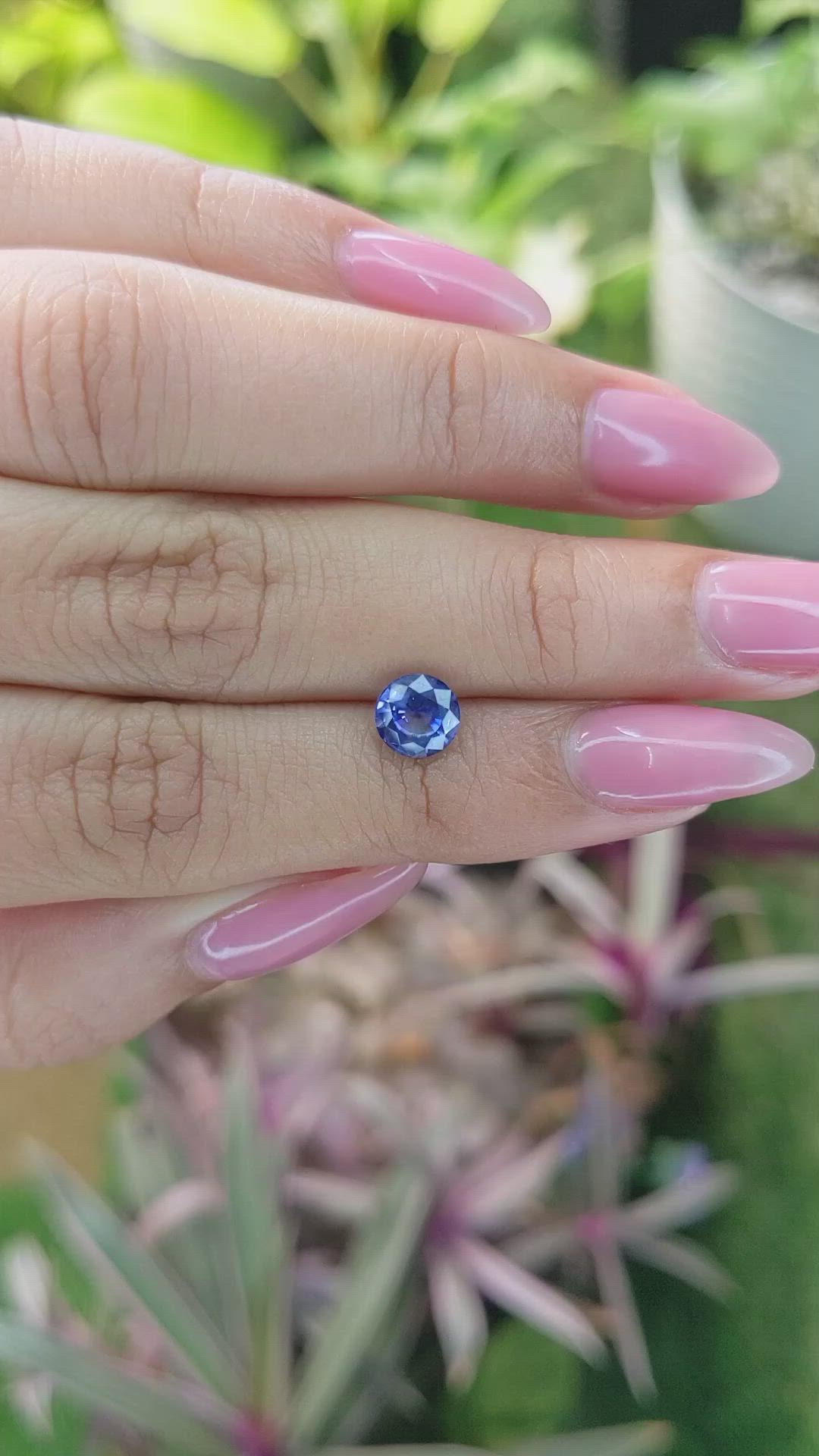 1.23 Ct. Blue Sapphire from Ceylon (Sri Lanka) Size Video