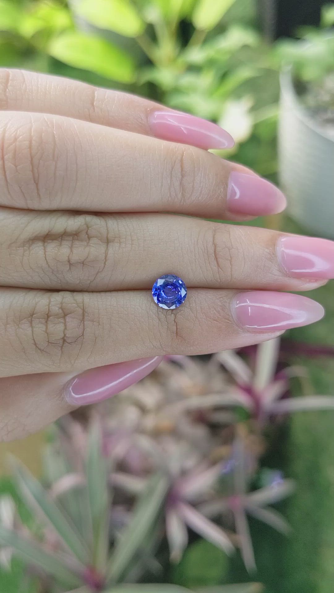 1.07 Ct. Blue Sapphire from Ceylon (Sri Lanka) Size Video