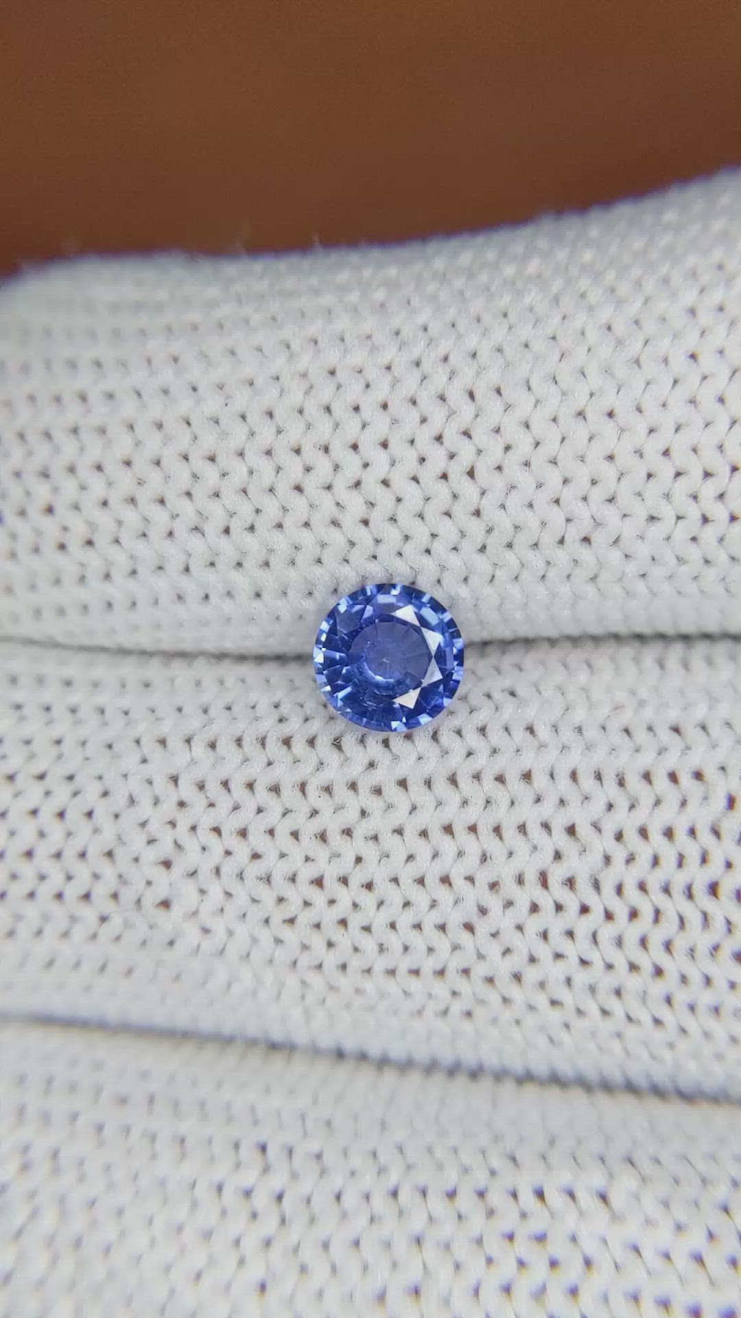 0.79 Ct. Blue Sapphire from Ceylon (Sri Lanka) Size Video
